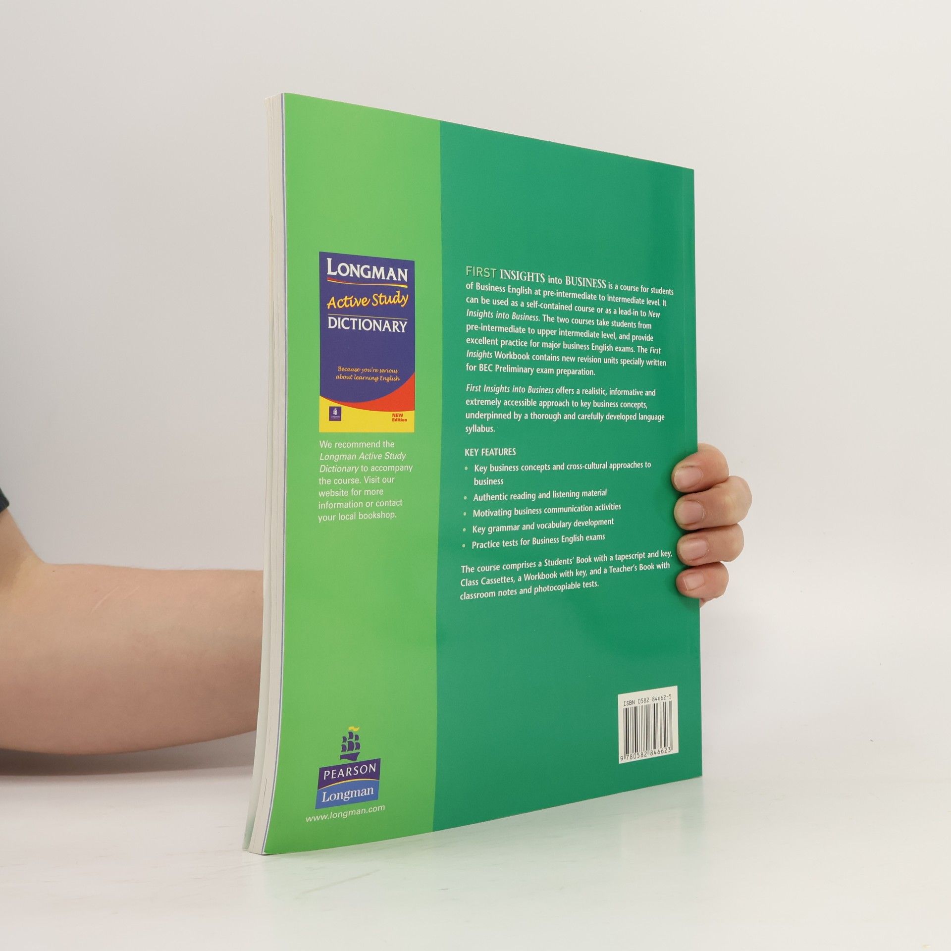 Sue Robbins First insights into business : students' book