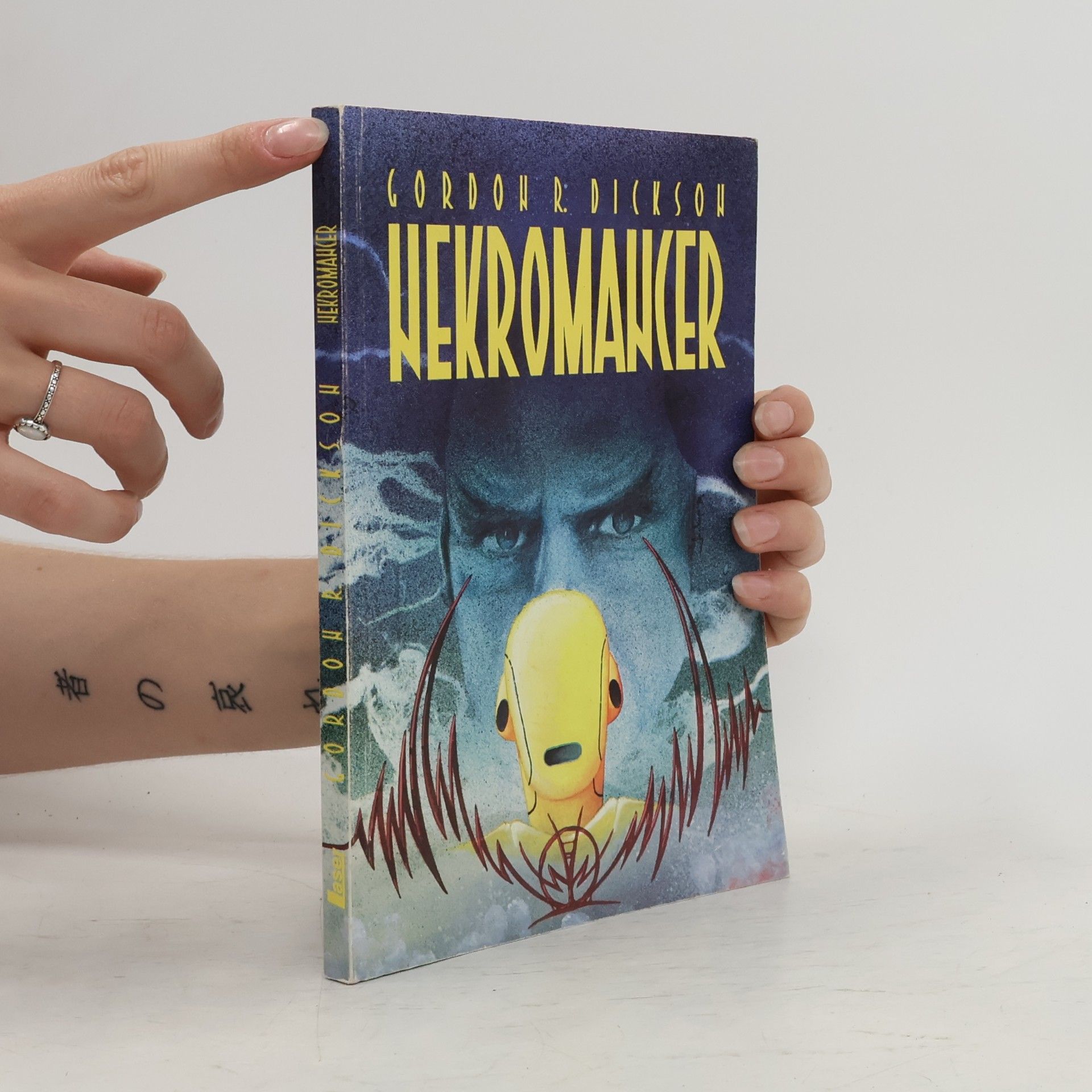 Gordon R. Dickson Nekromancer