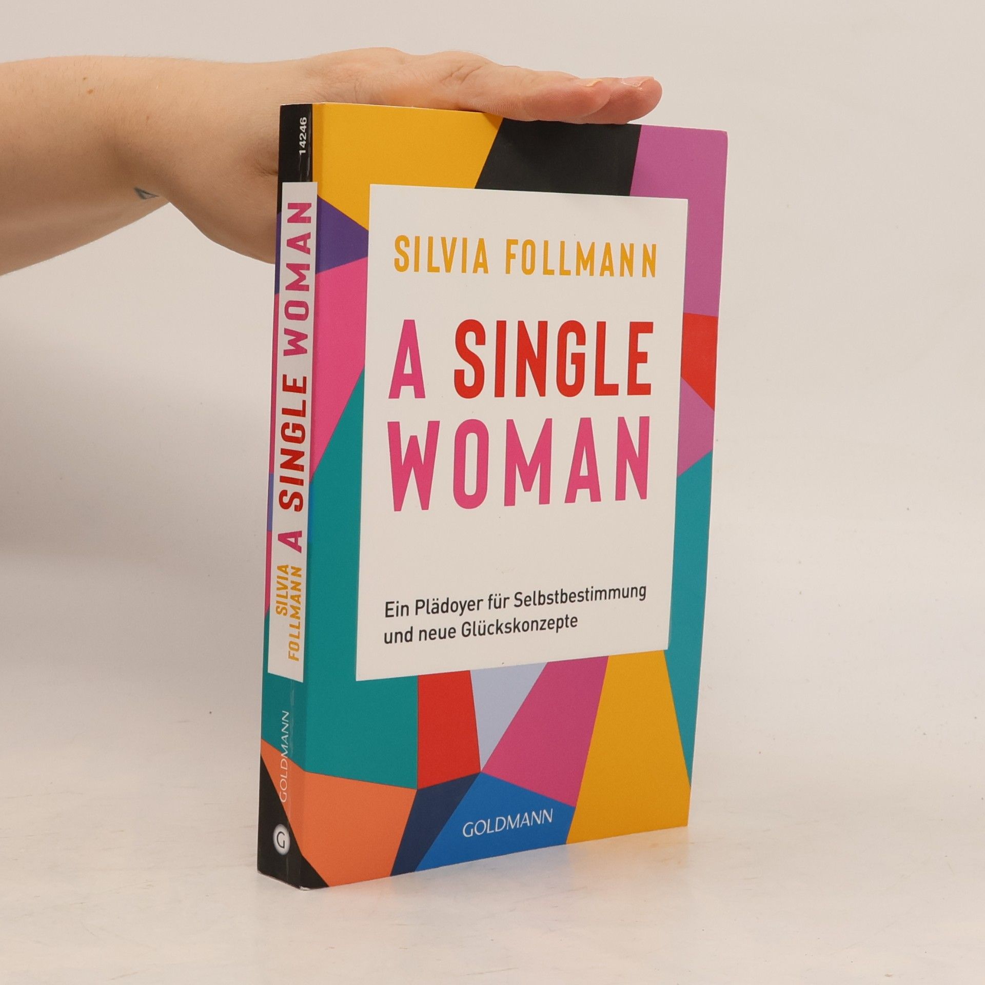 Silvia Follmann A single woman