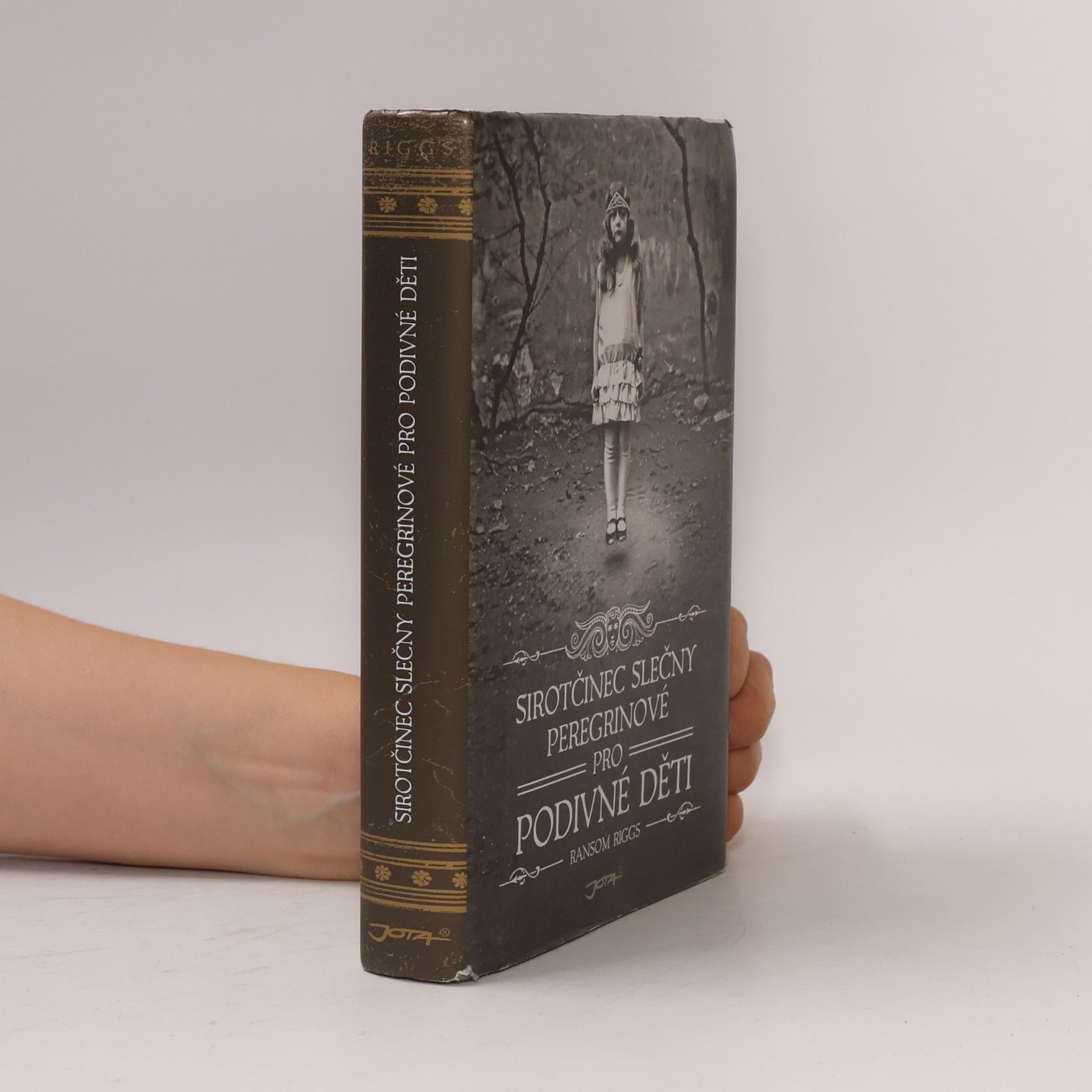Ransom Riggs Sirotčinec slečny Peregrinové pro podivné děti