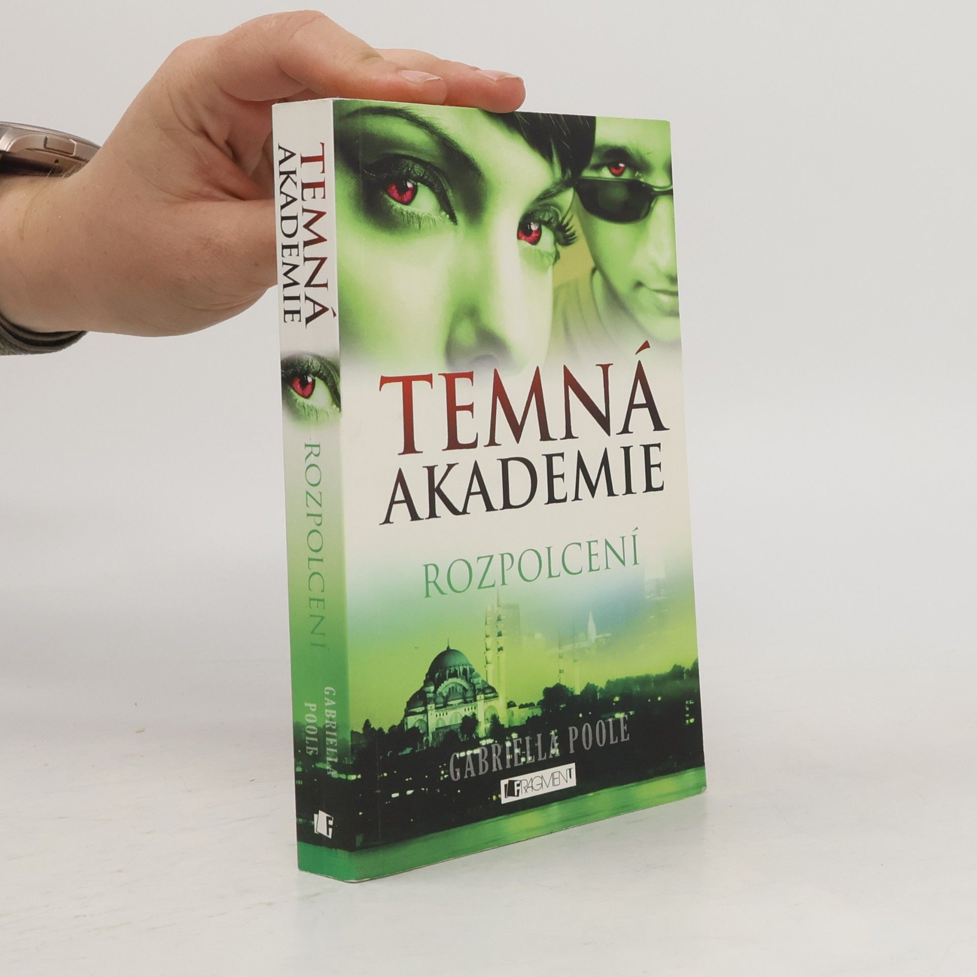 Gillian Philip Temná akademie. Rozpolcení