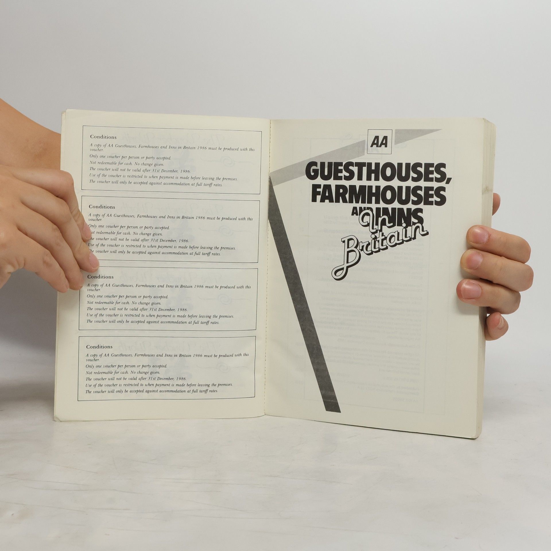 Jim Batte AA Guesthouses, Farmhouses and Inns in Britain 1986