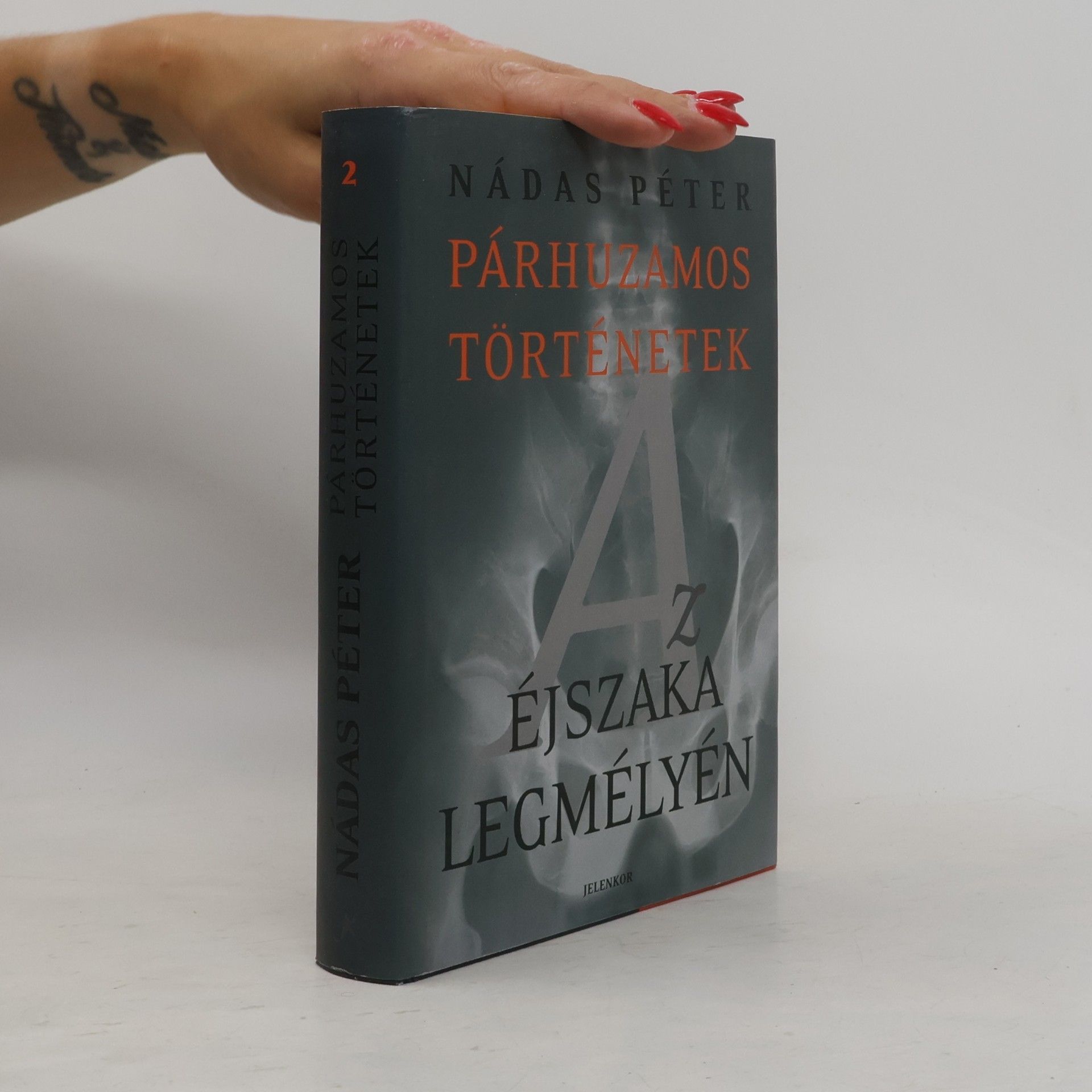 Párhuzamos történetek - 2: Az éjszaka legmélyén