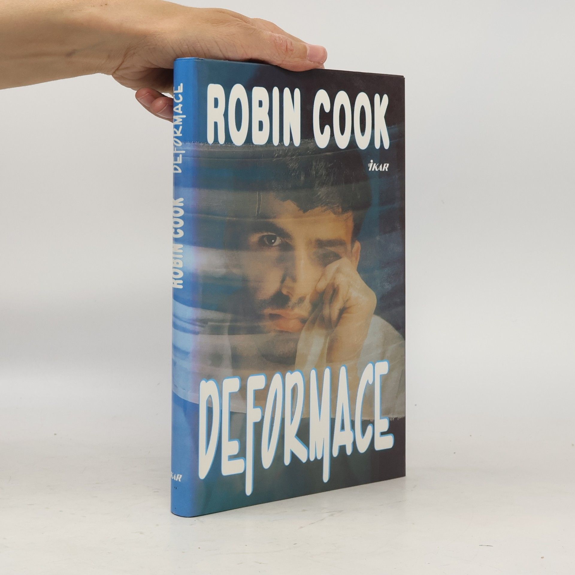 Robin Cook Deformace