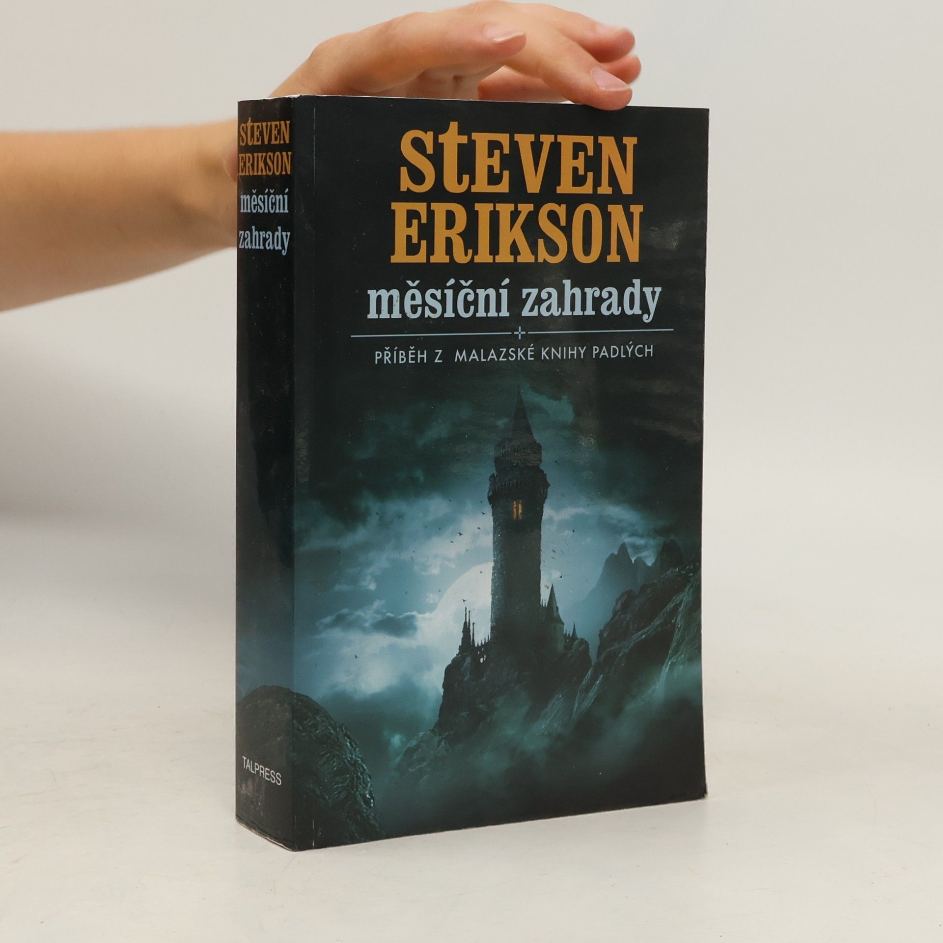 Steven Erikson Měsíční zahrady
