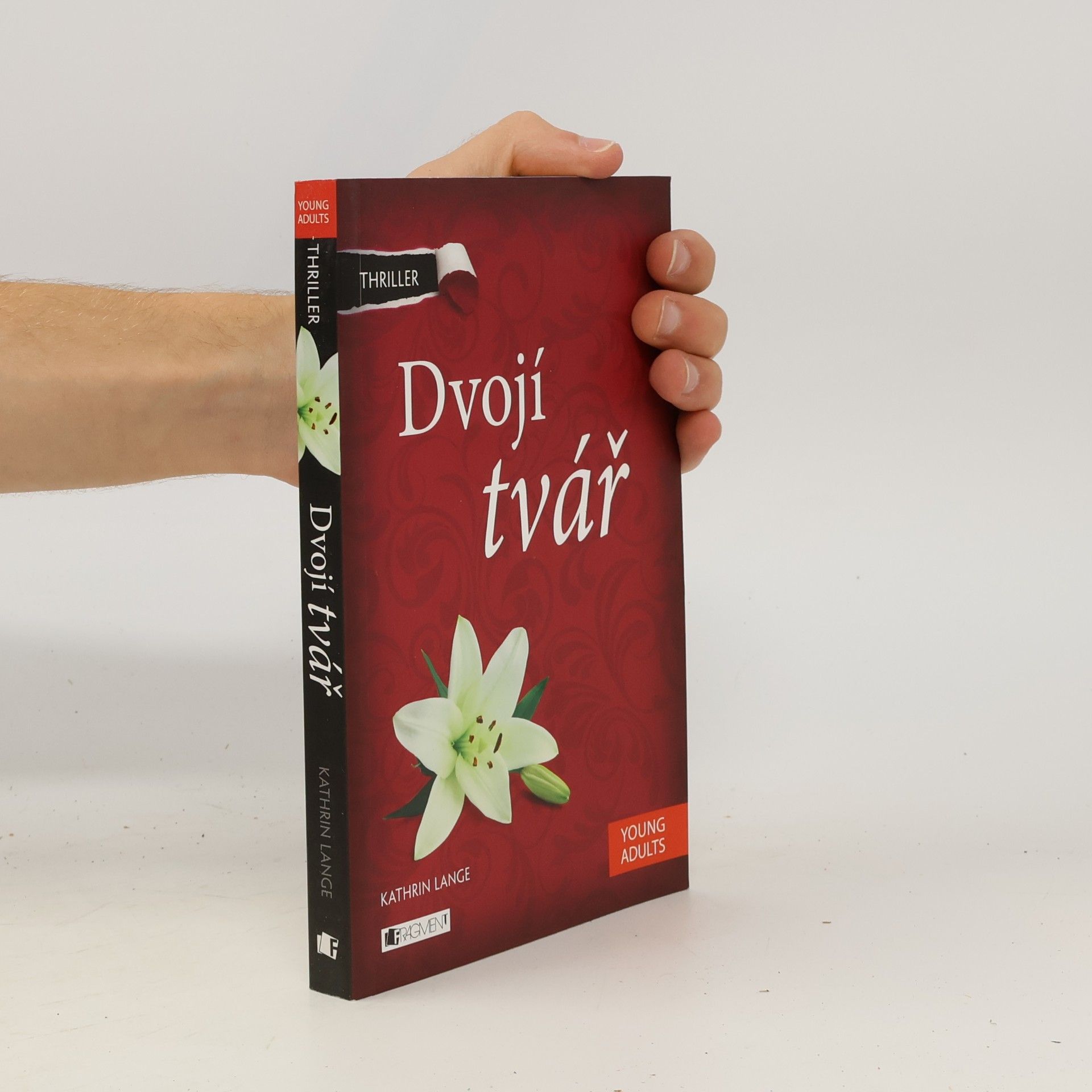 Kathrin Lange Dvojí tvář