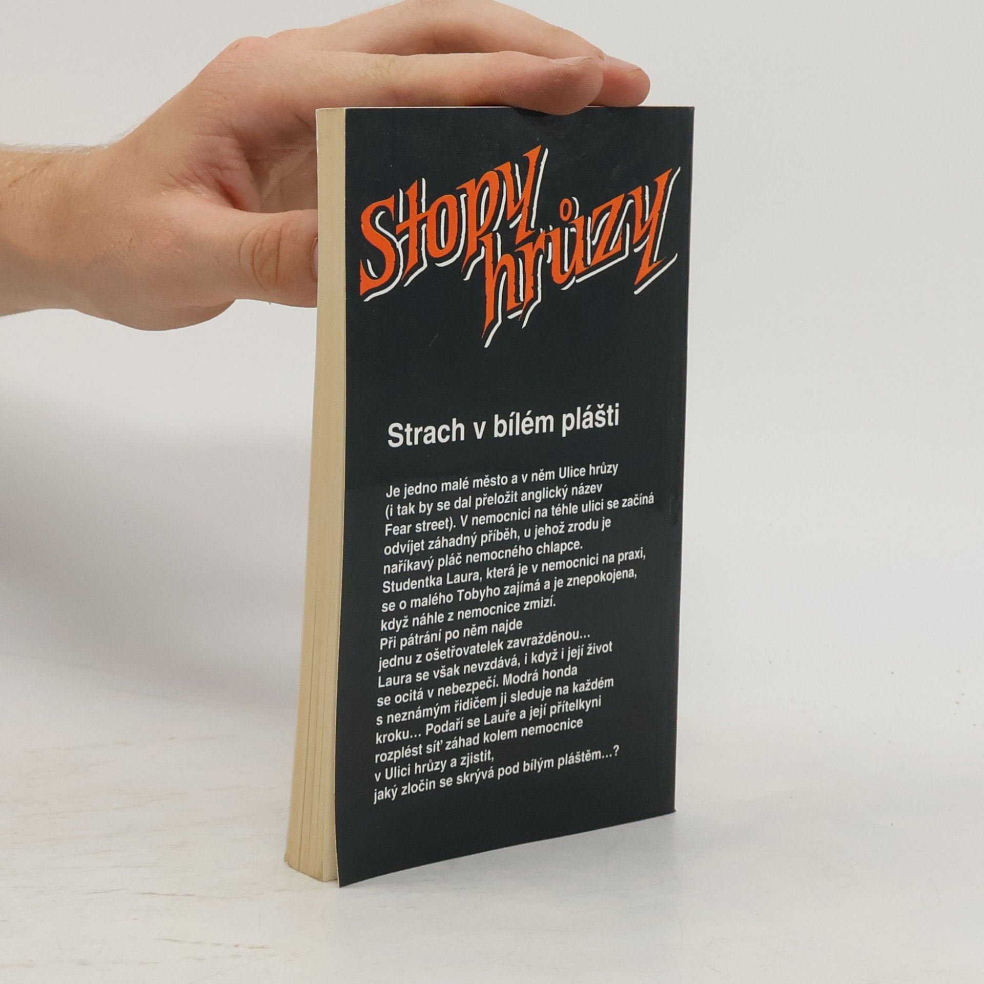 R. L. Stine Nůž. Stopy hrůzy 2