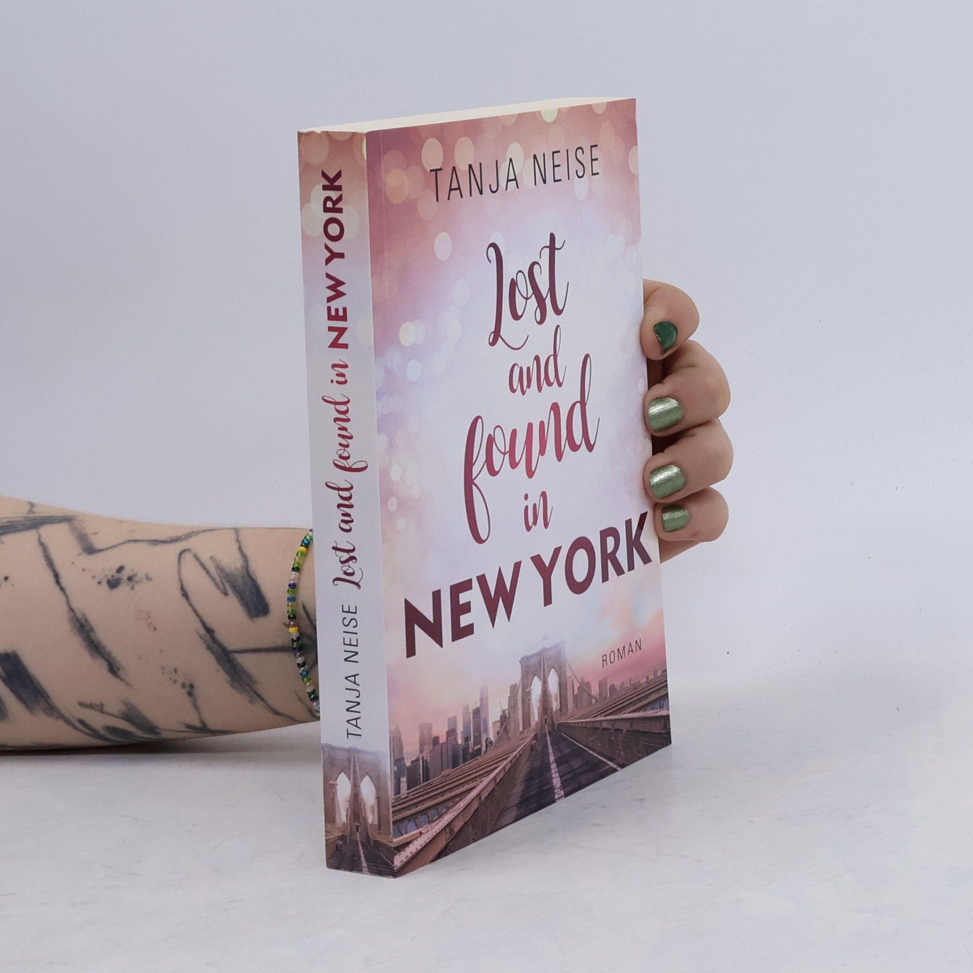 Tanja Neise Lost and Found in New York