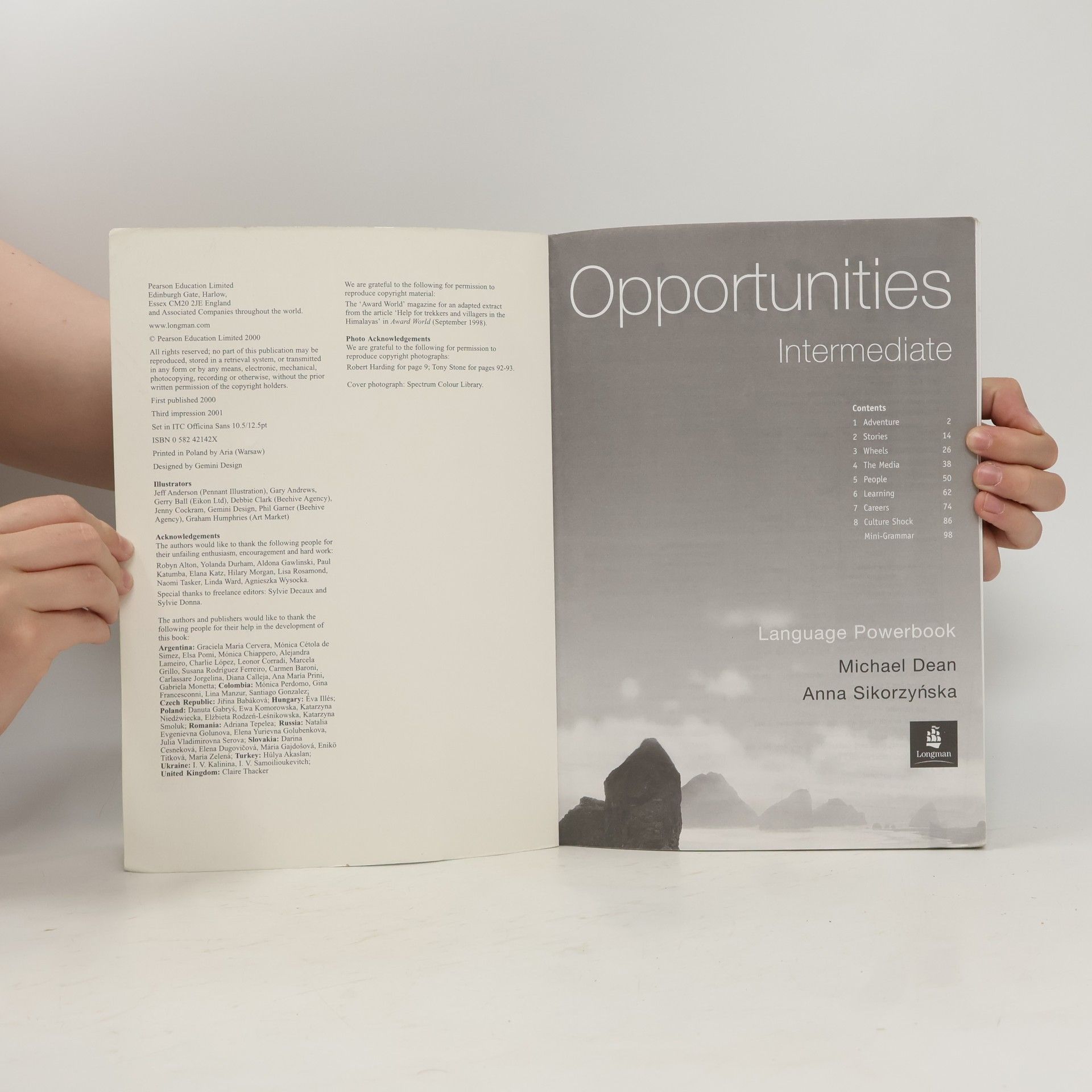 Anna Sikorzyńska Opportunities. Intermediate. Language powerbook. Mini-Dictionary (ve dvou svazcích)