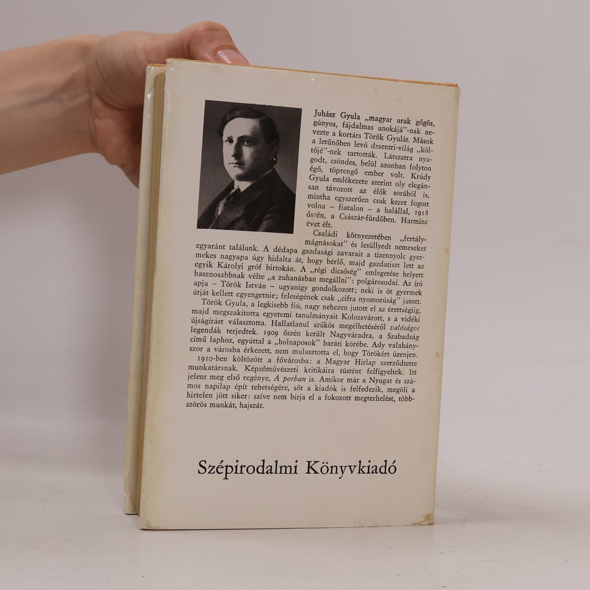 Gyula Török A zöldköves gyürü