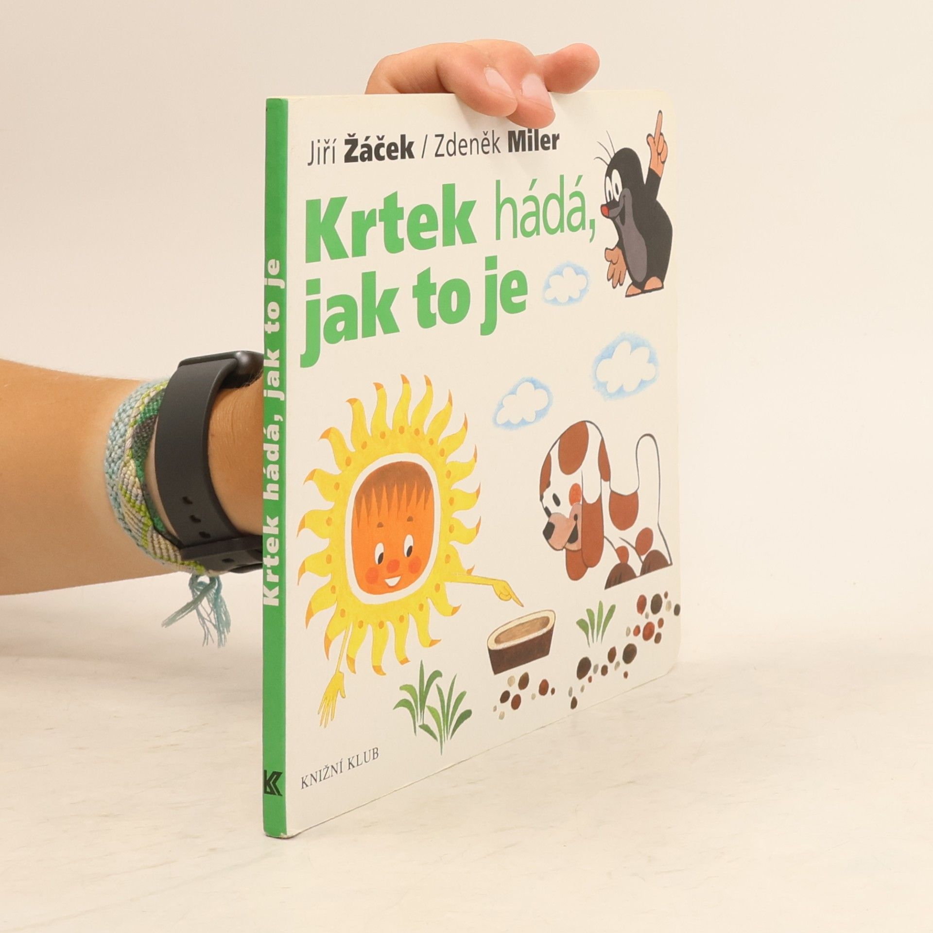Zdeněk Miler Krtek hádá, jak to je