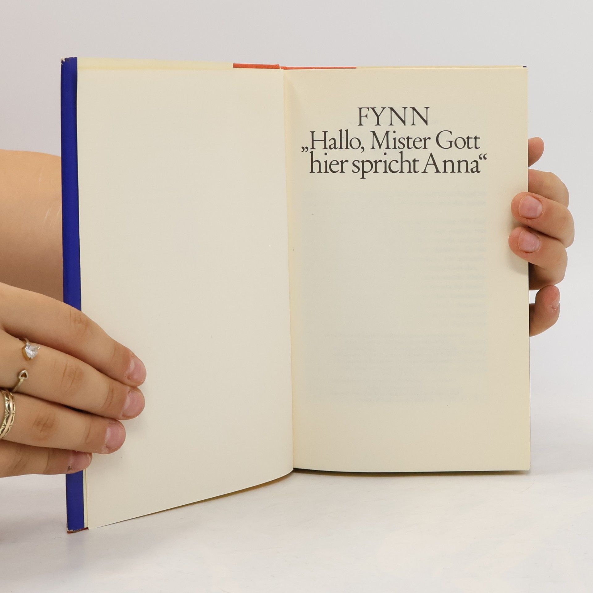 Fynn Hallo, Mister Gott, hier spricht Anna