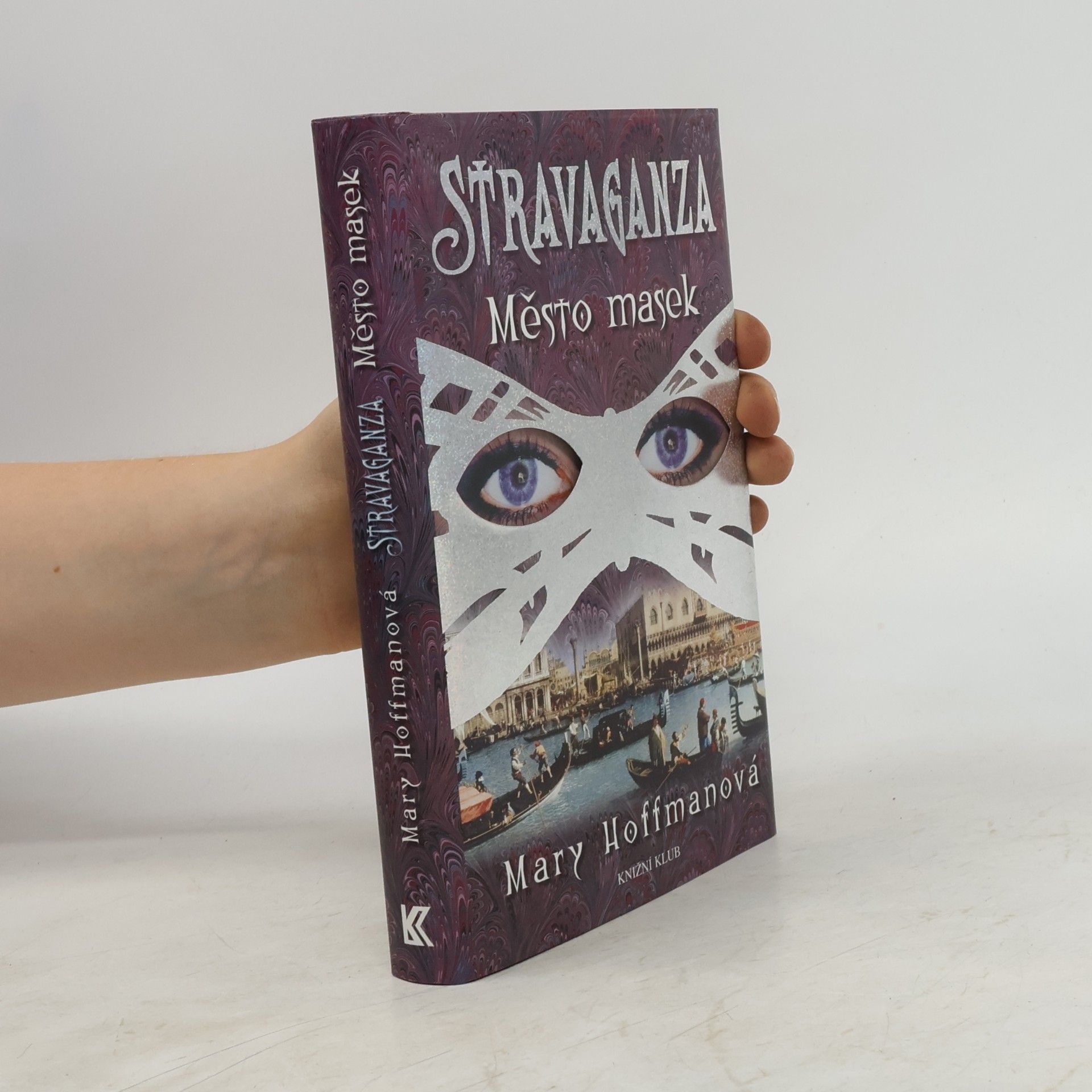 Mary Hoffman Stravaganza. Město masek