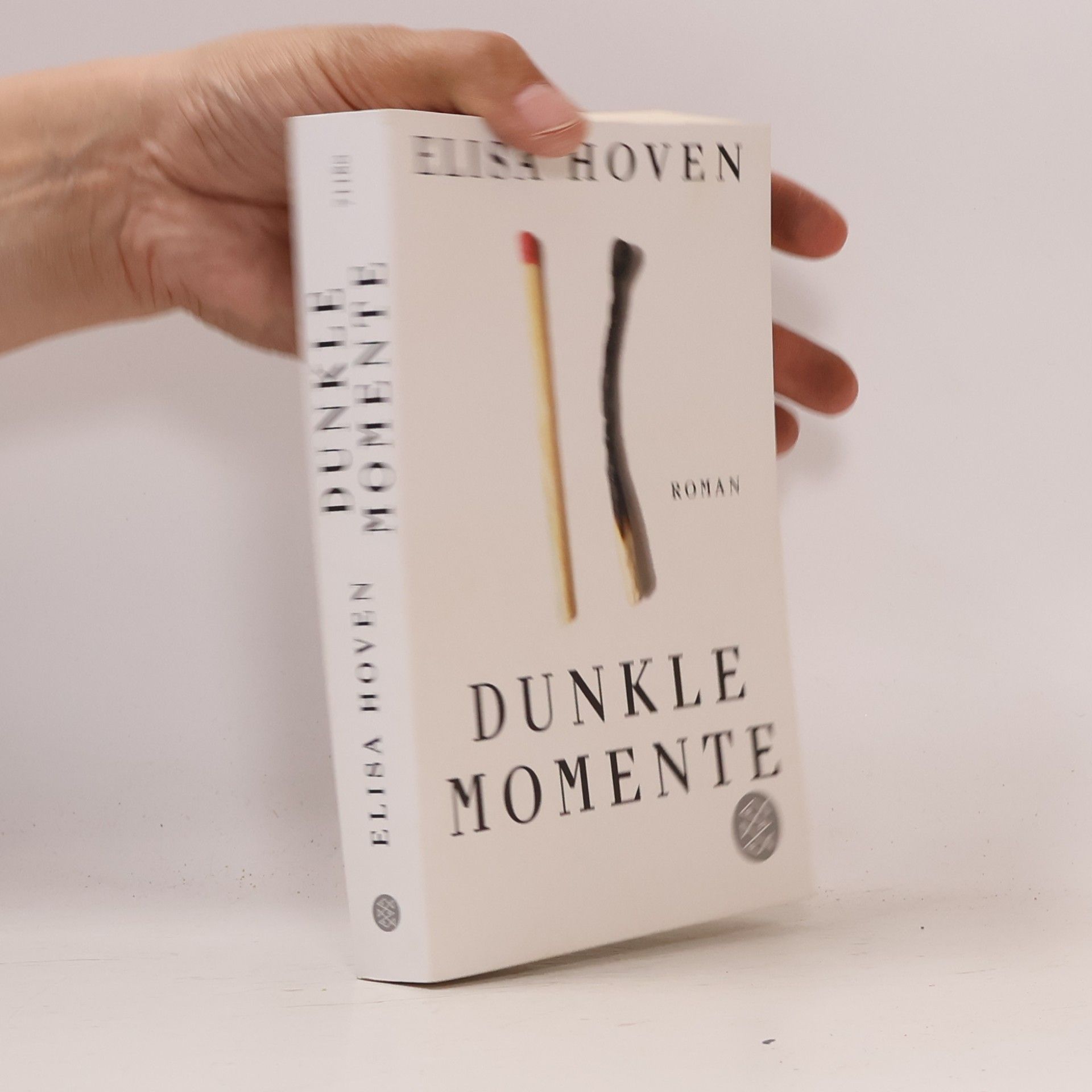 Elisa Hoven Dunkle Momente