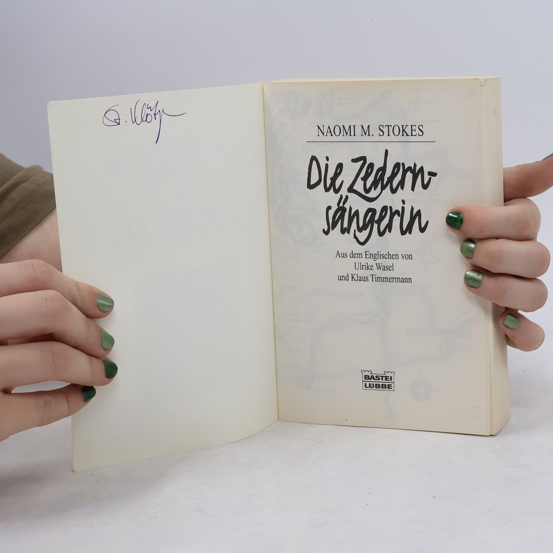 Naomi M. Stokes Die Zedernsängerin
