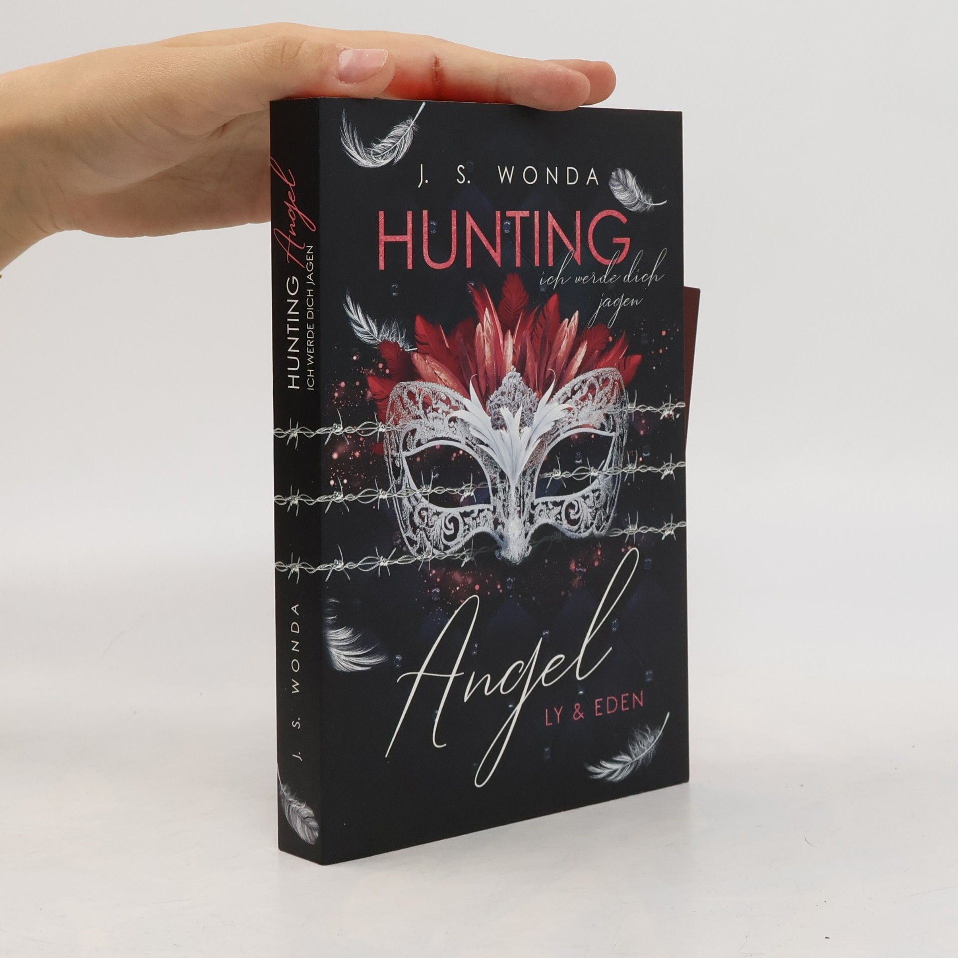 Jane S. Wonda Hunting Angel