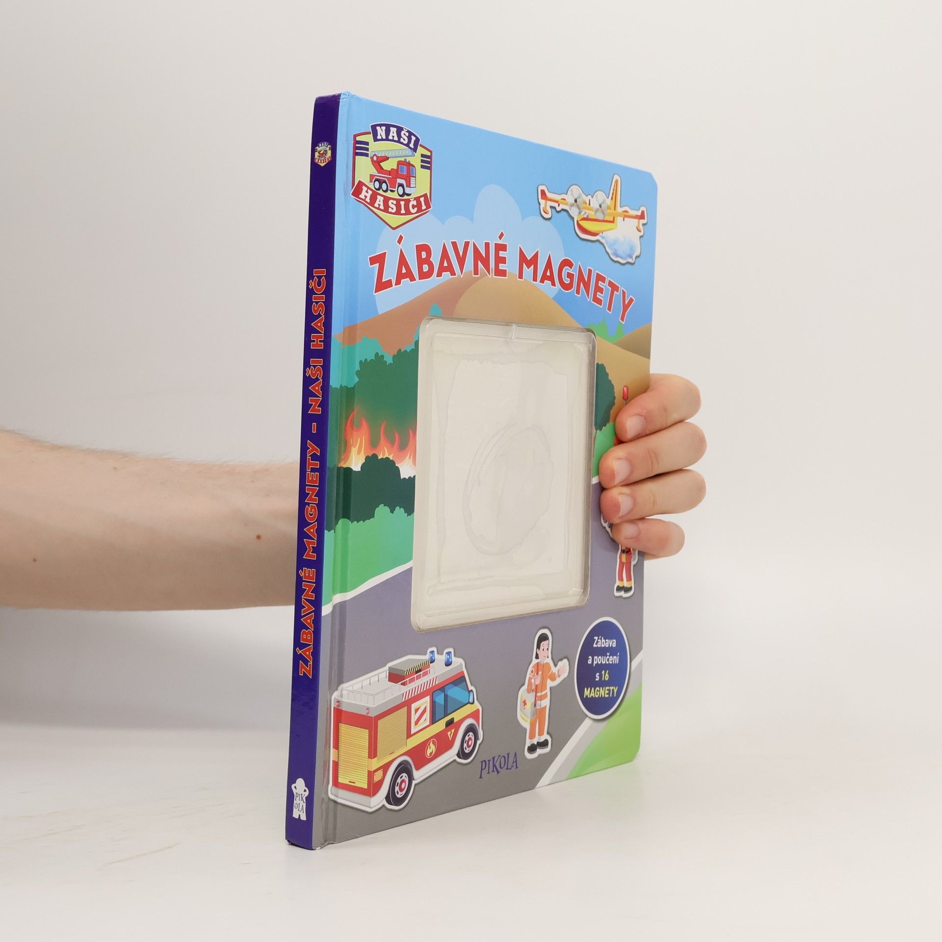Tommaso Gianno Zábavné magnety: naši hasiči