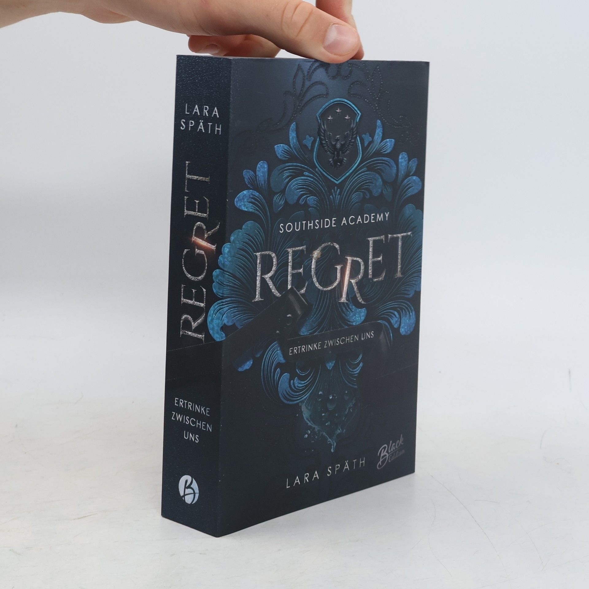 Lara Späth Regret