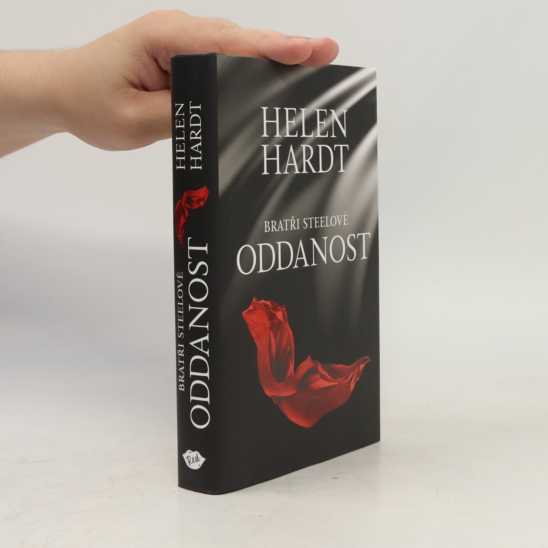 Helen Hardt Bratři Steelové. Oddanost
