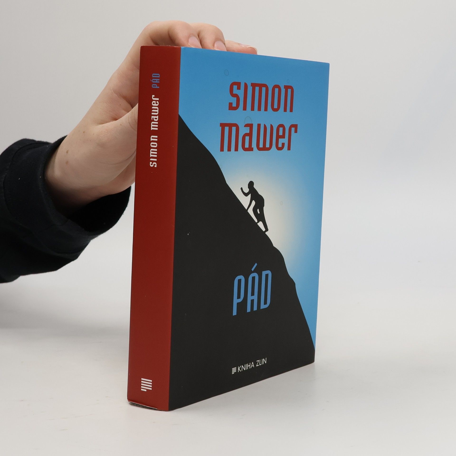 Simon Mawer Pád