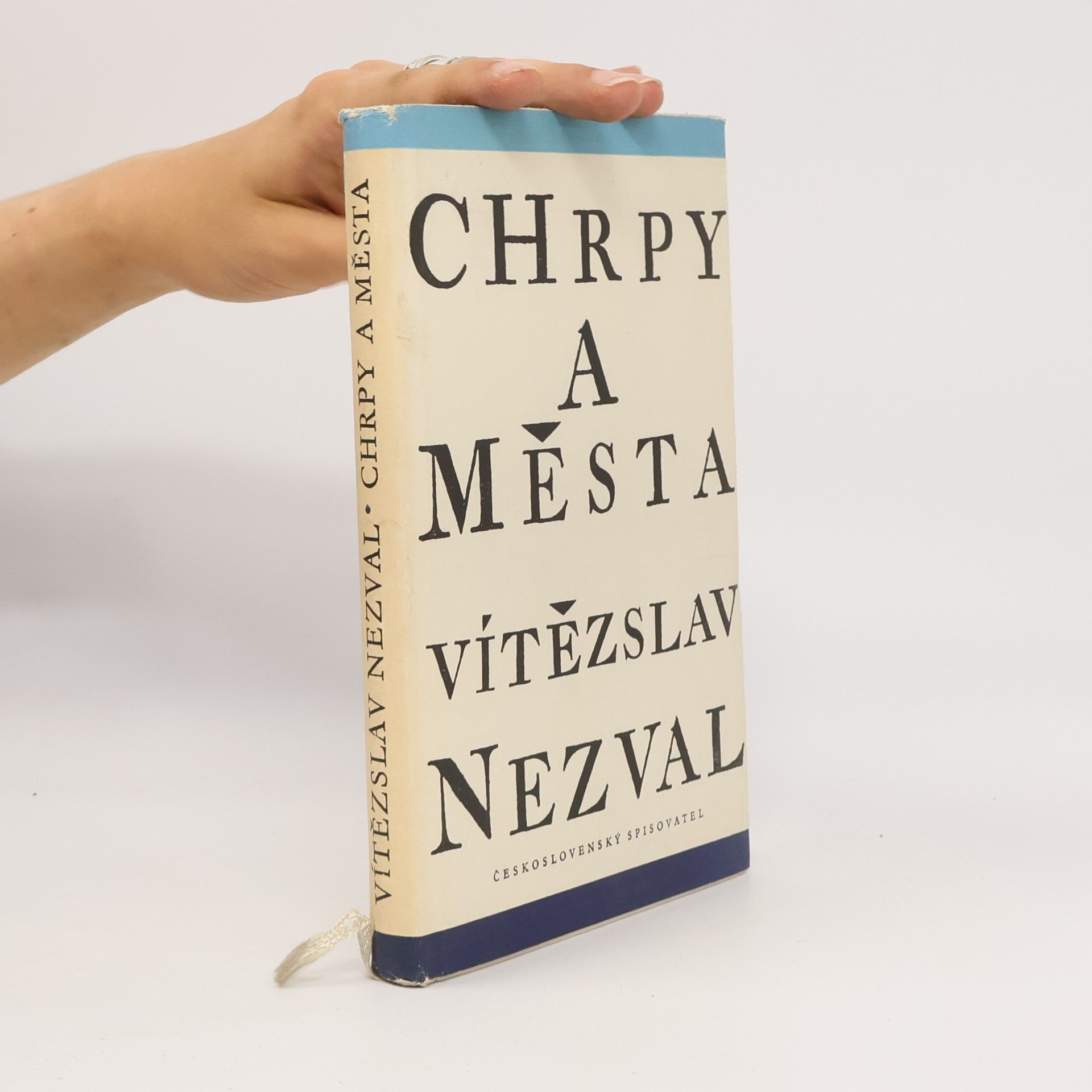 Vítězslav Nezval Chrpy a města