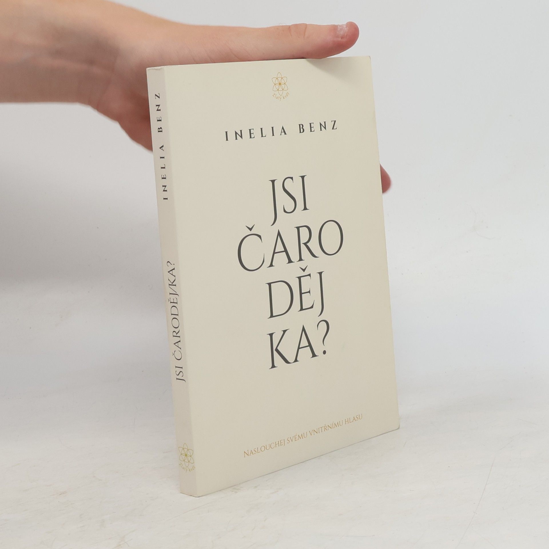 Inelia Benz Jsi Čarodějka?