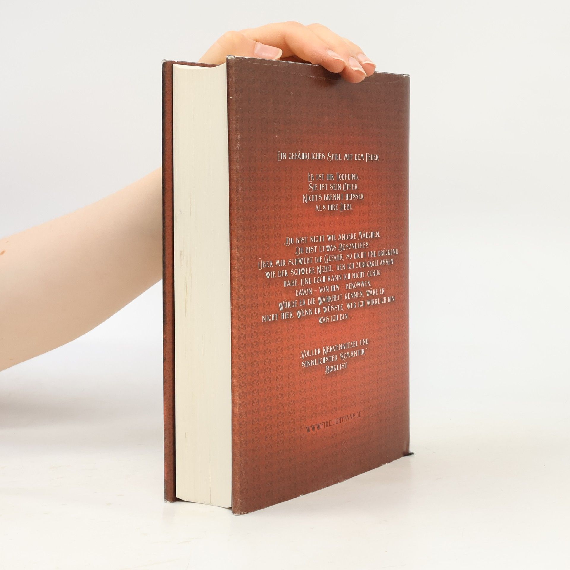 Sophie Jordan Firelight: Brennender Kuss