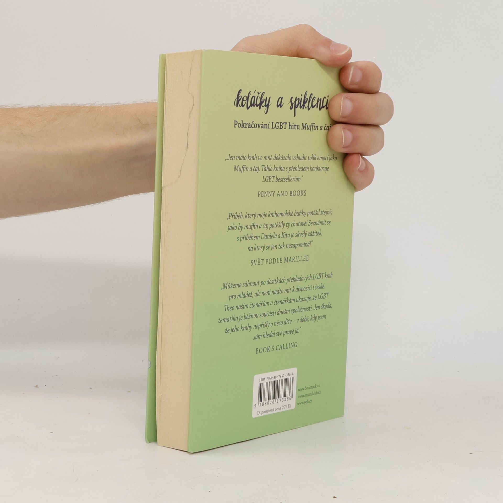 Theo Addair Koláčky a spiklenci
