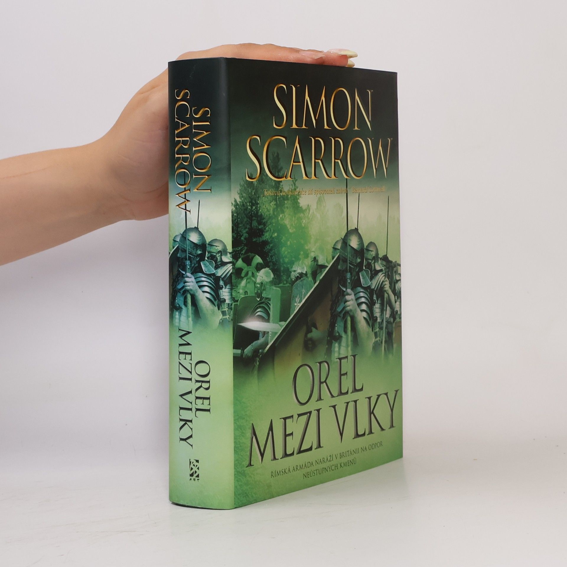 Simon Scarrow Orel mezi vlky