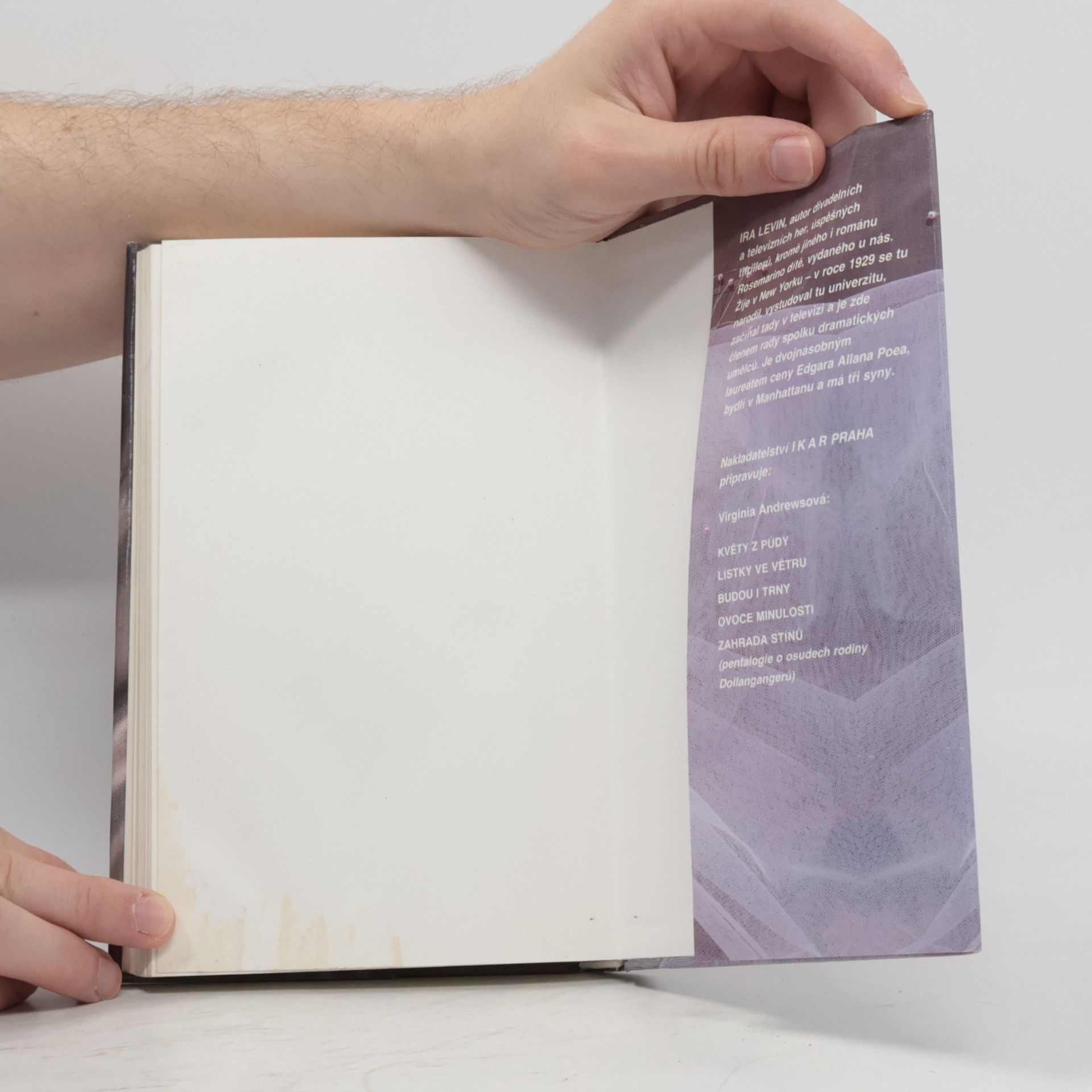 Ira Levin Polib mne a zemřeš