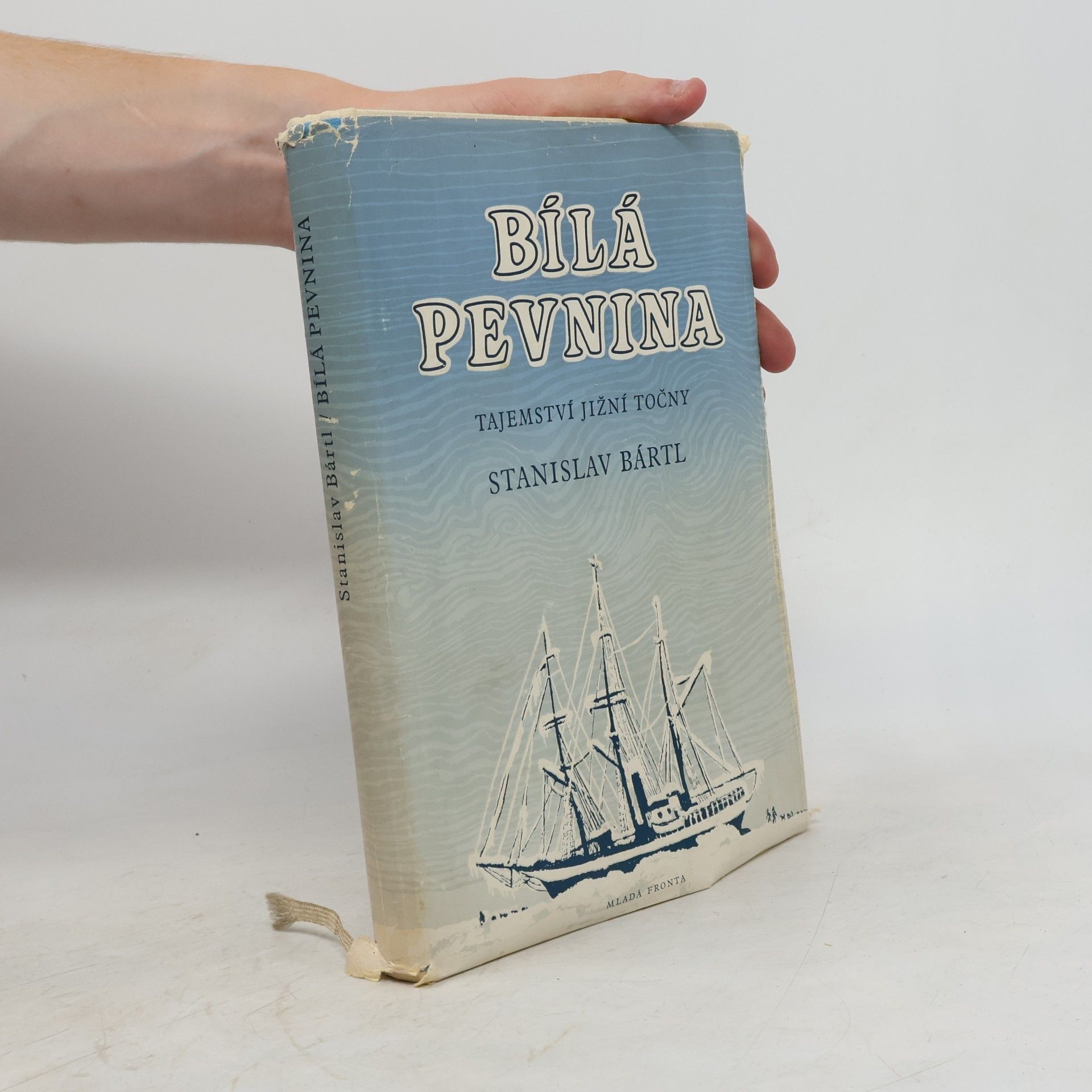 Bílá pevnina. Tajemství jižní točny