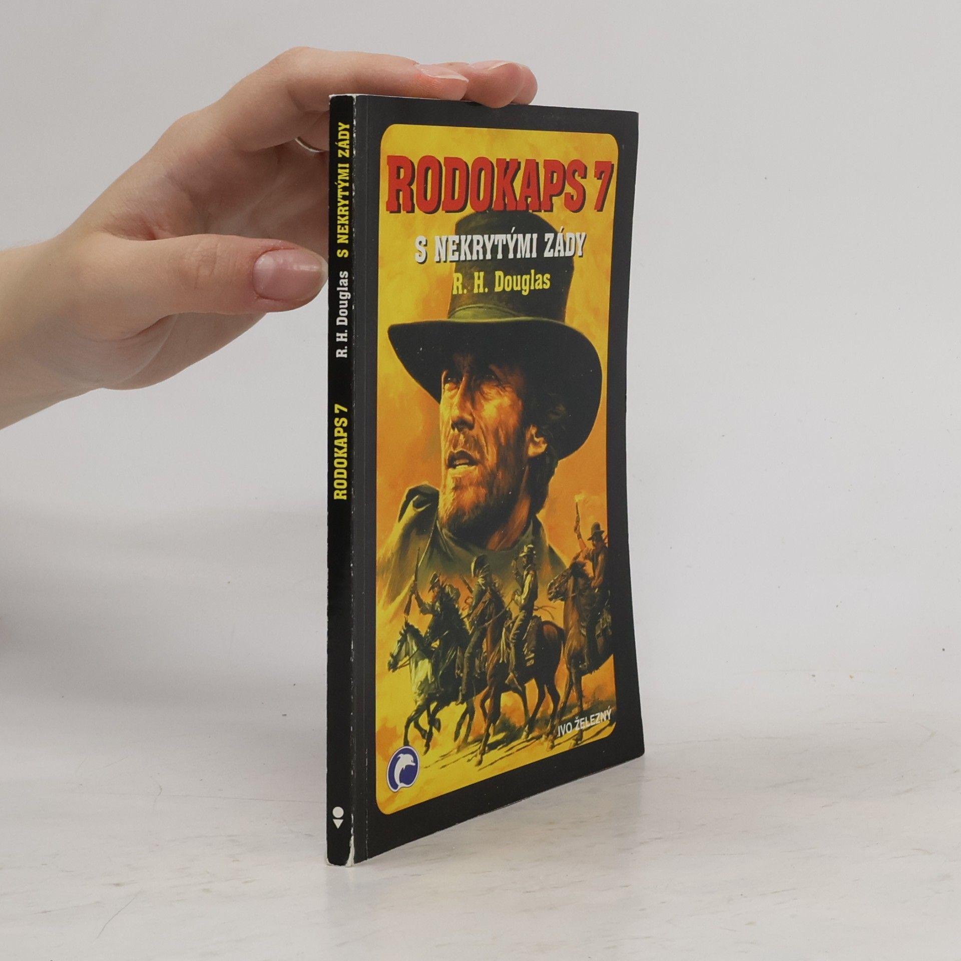 Rodokaps 7. S nekrytými zády
