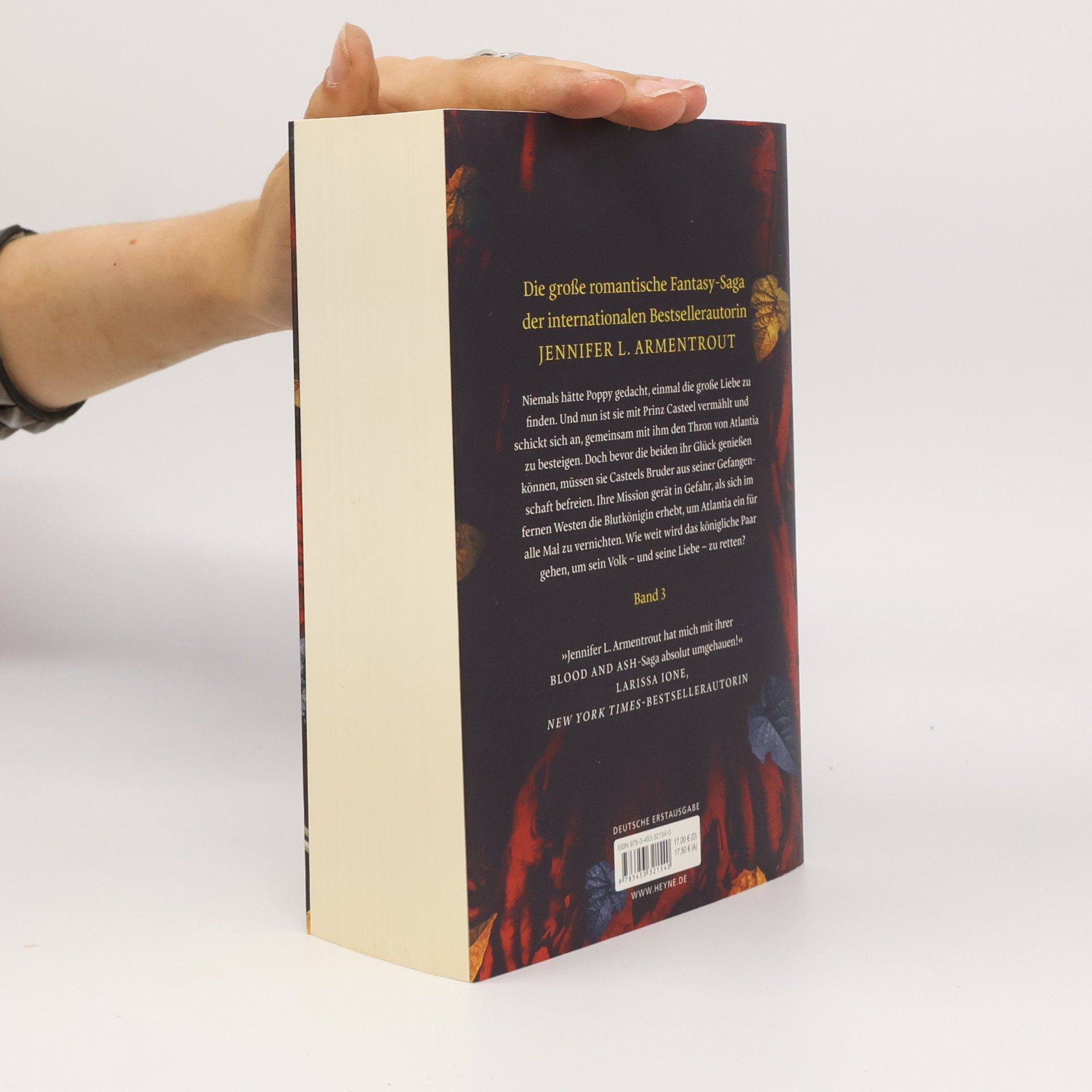 Jennifer Armentrout Crown and Bones