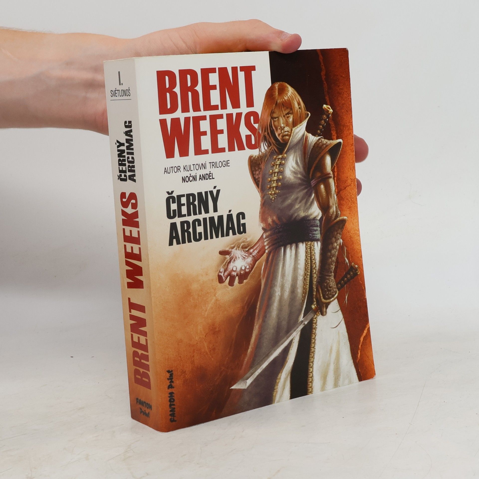 Brent Weeks Černý arcimág