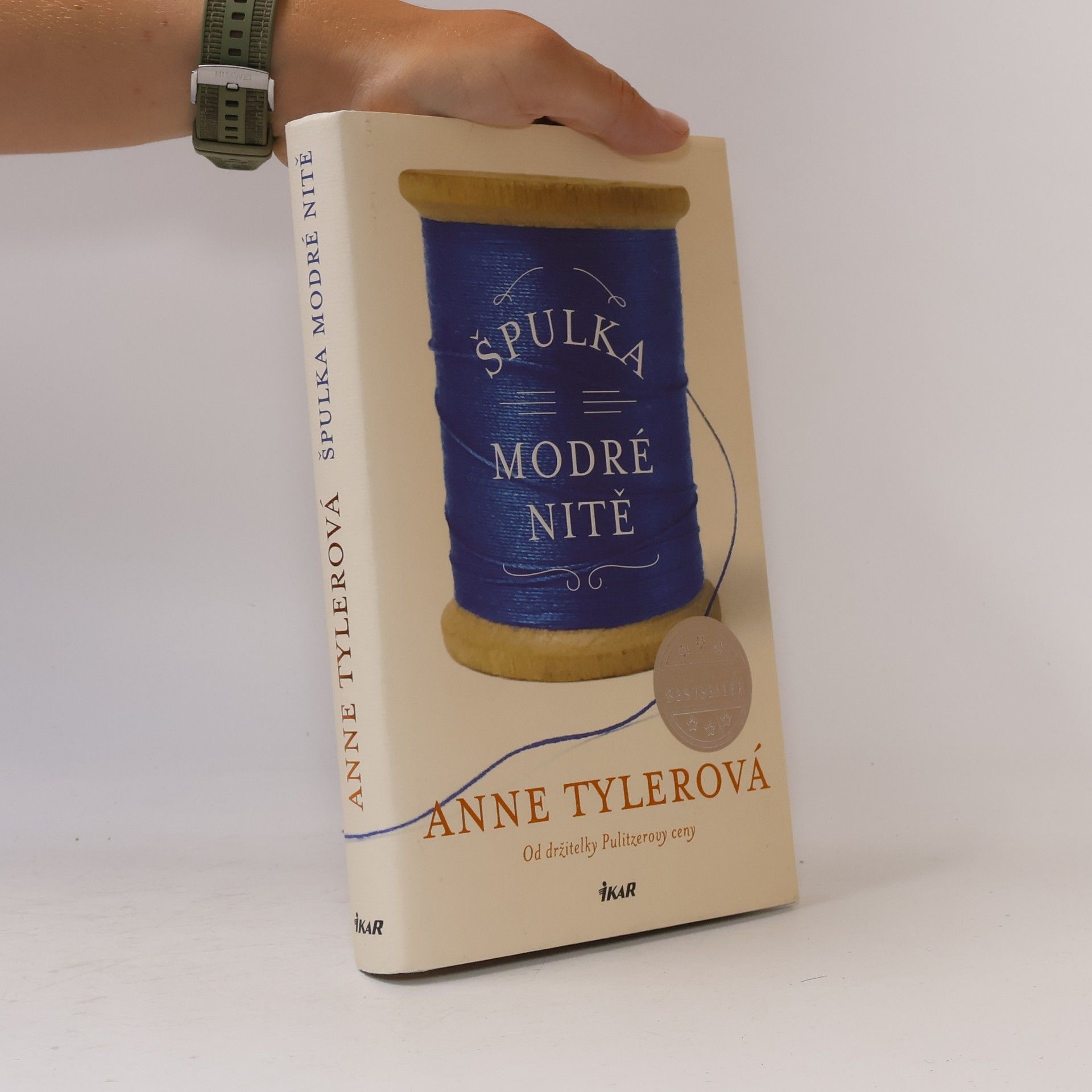 Anne Tyler Špulka modré nitě
