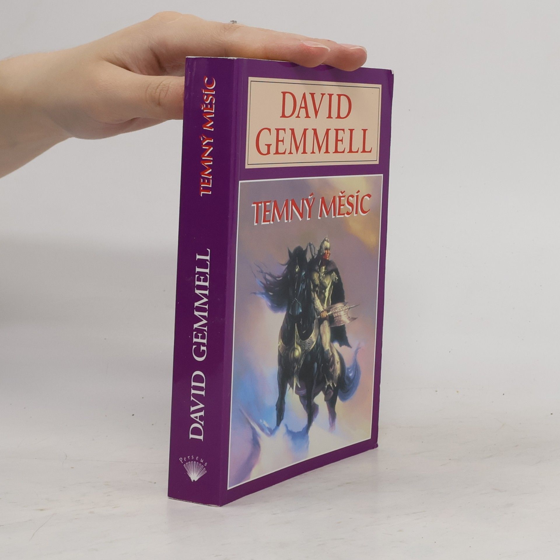 David Gemmell Temný měsíc