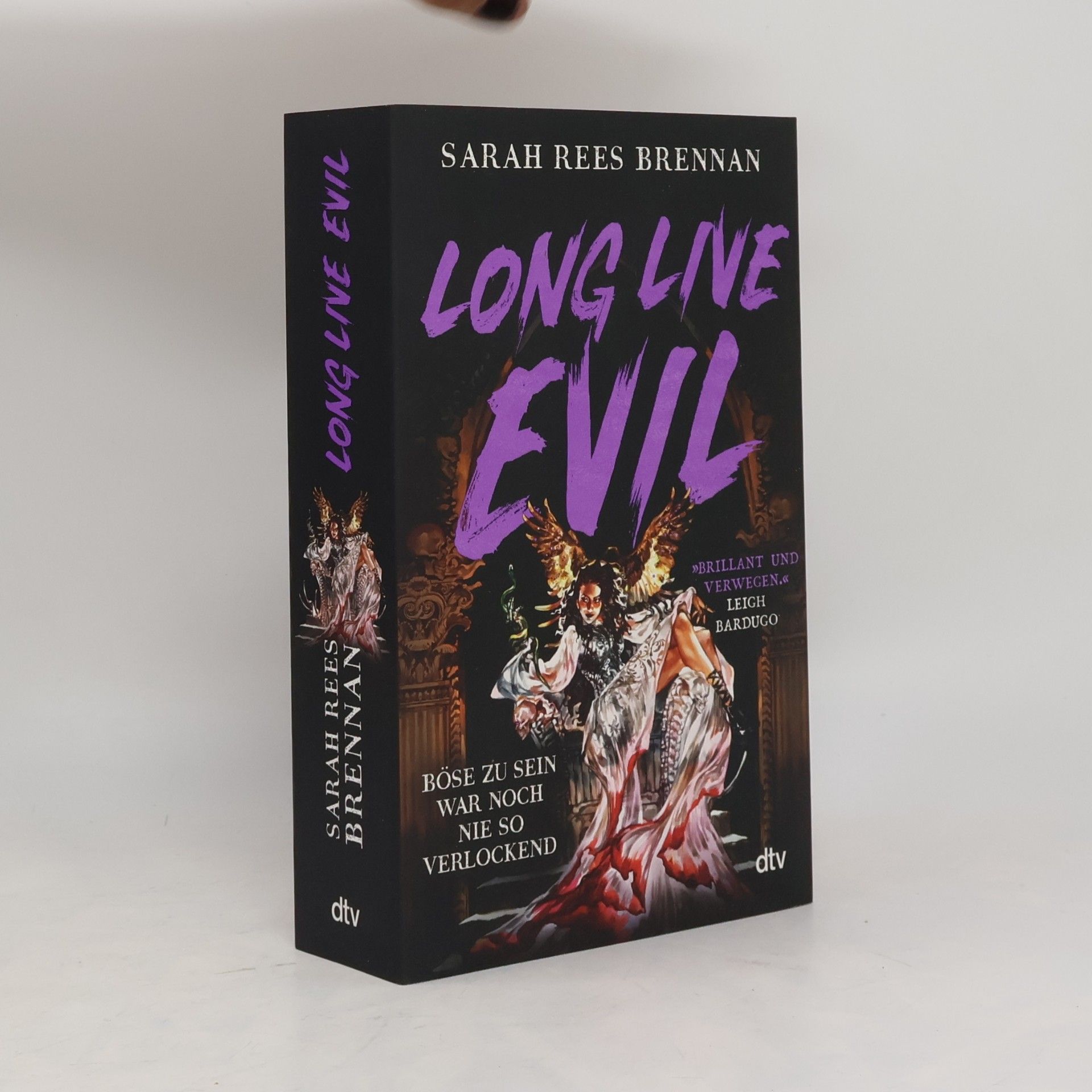 Sarah Rees Brennan Long Live Evil
