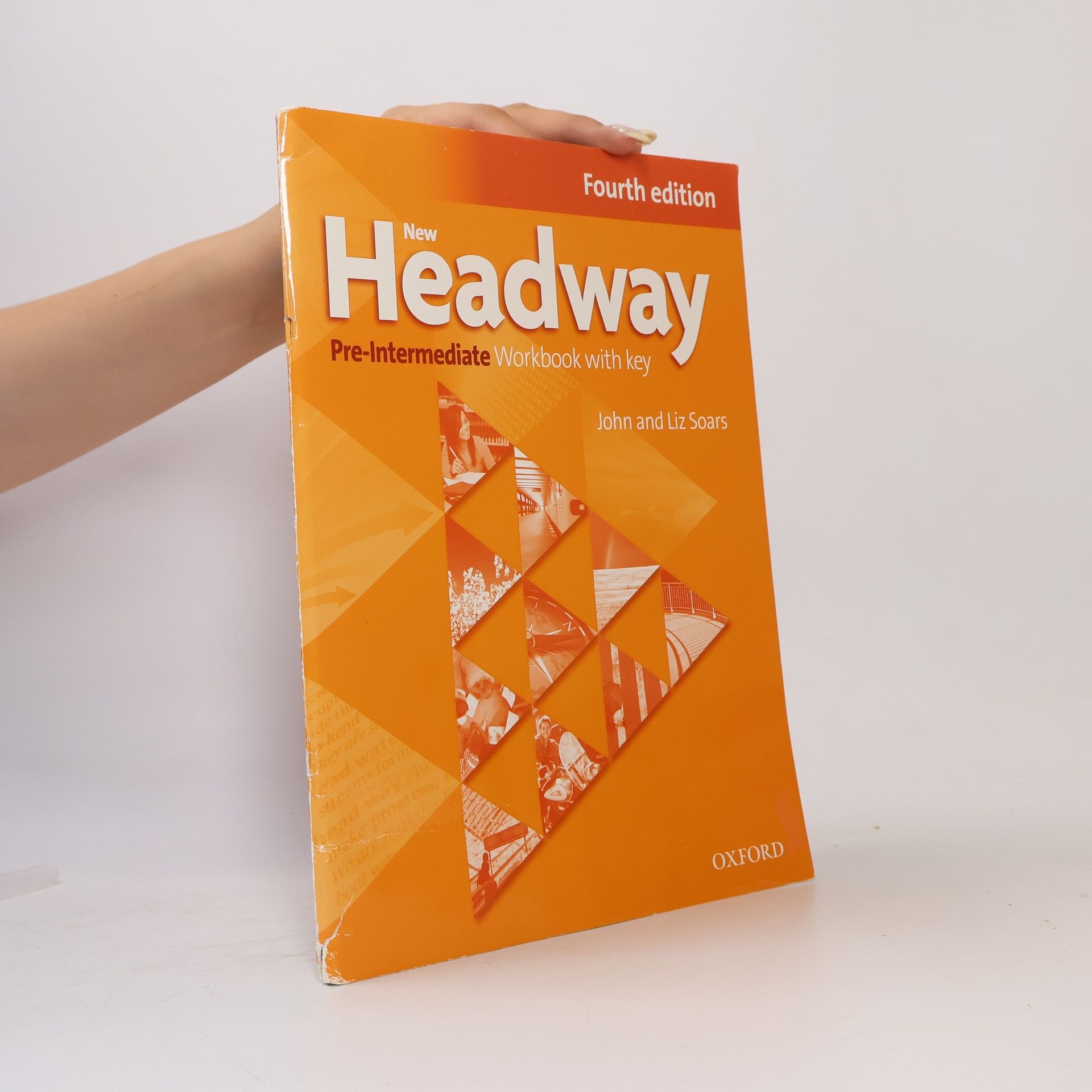 John Soars New Headway. Fourth edition. Pre-intermediate. Workbook with key
