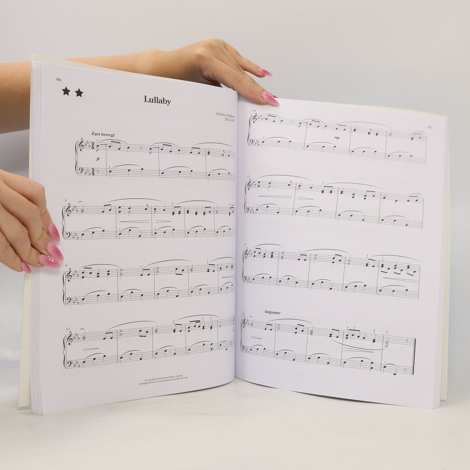 Hal Leonard Corporation Everybody's Favorite Series: Easy Piano Pieces for Children