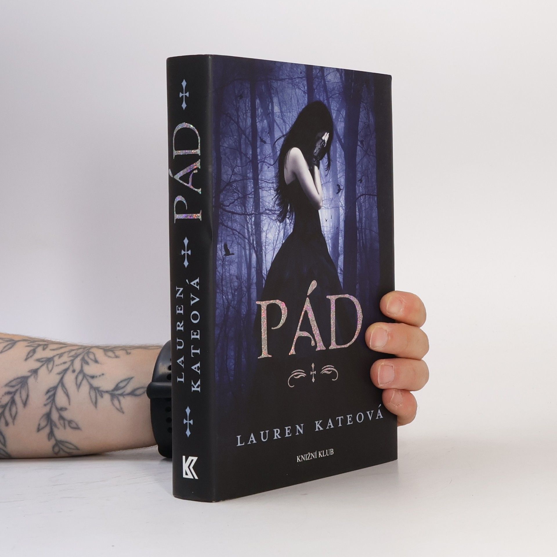 Lauren Kate Pád