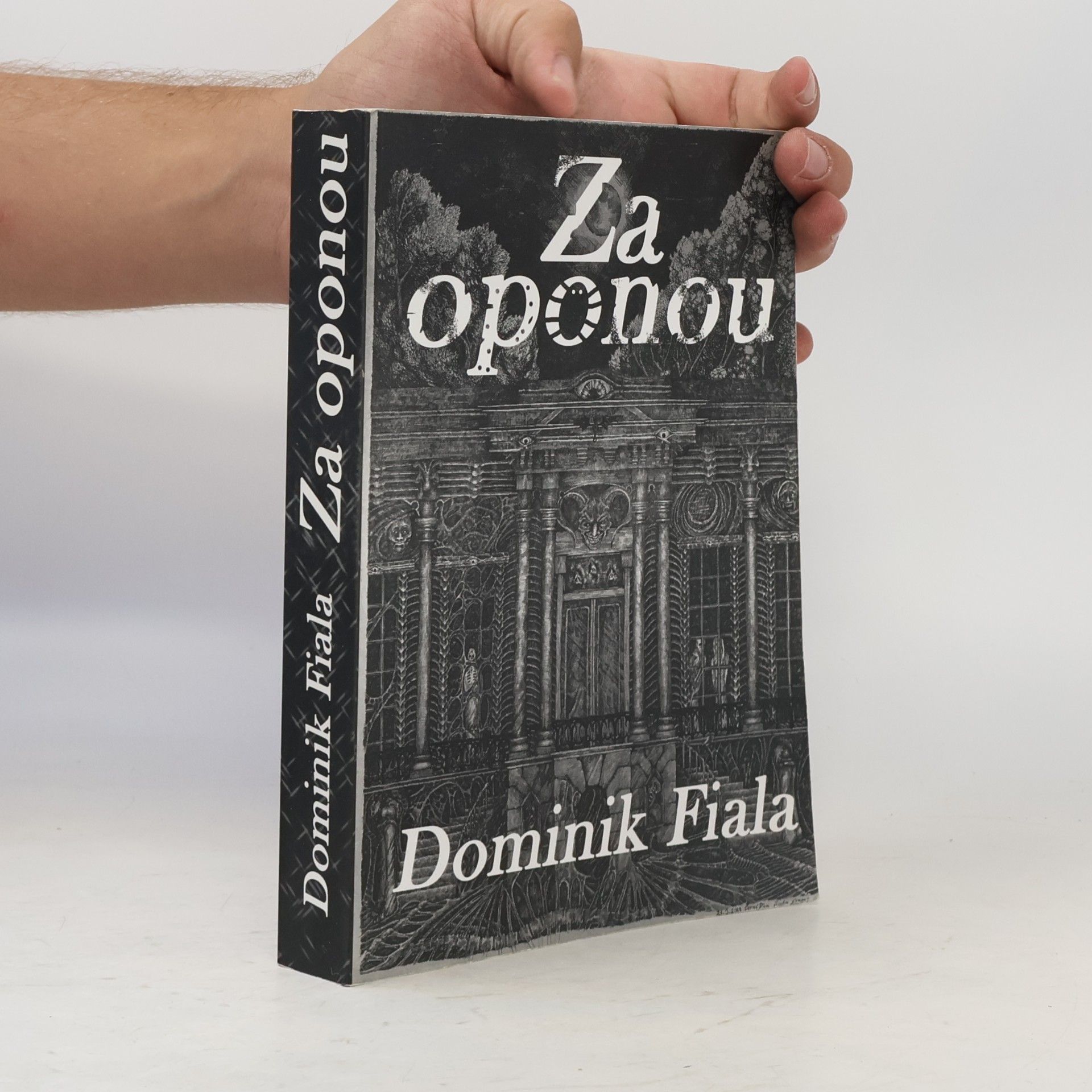 Dominik Fiala Za oponou