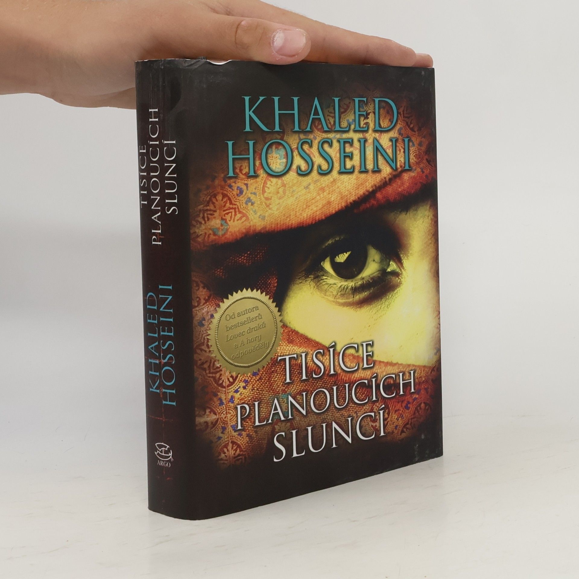 Khaled Hosseini Tisíce planoucích sluncí