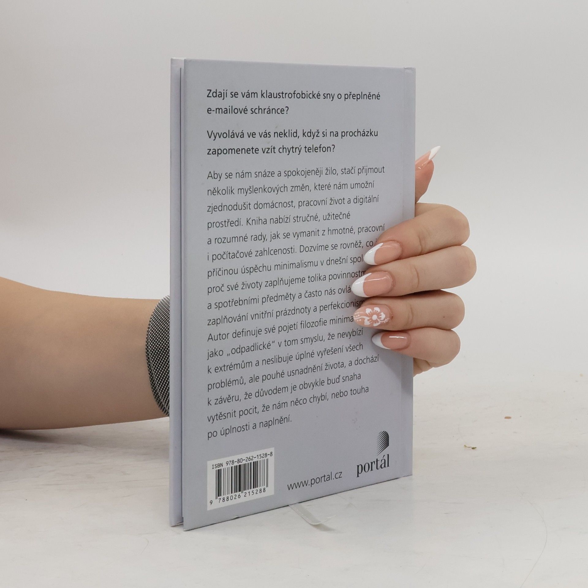 Aston Sanderson Minimalismus do kapsy