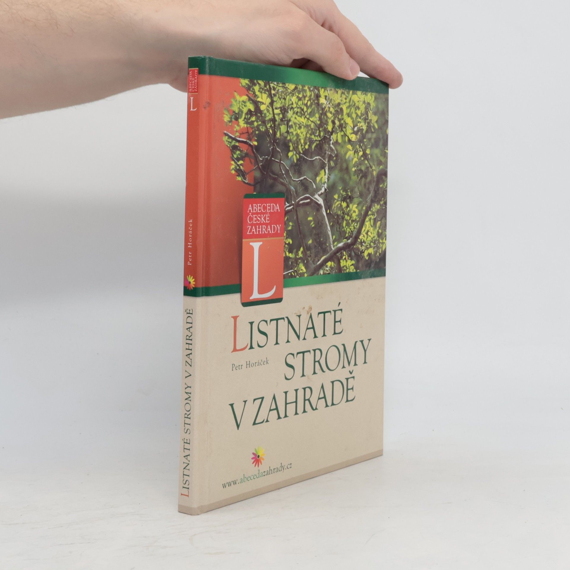Petr Horáček Listnaté stromy v zahradě