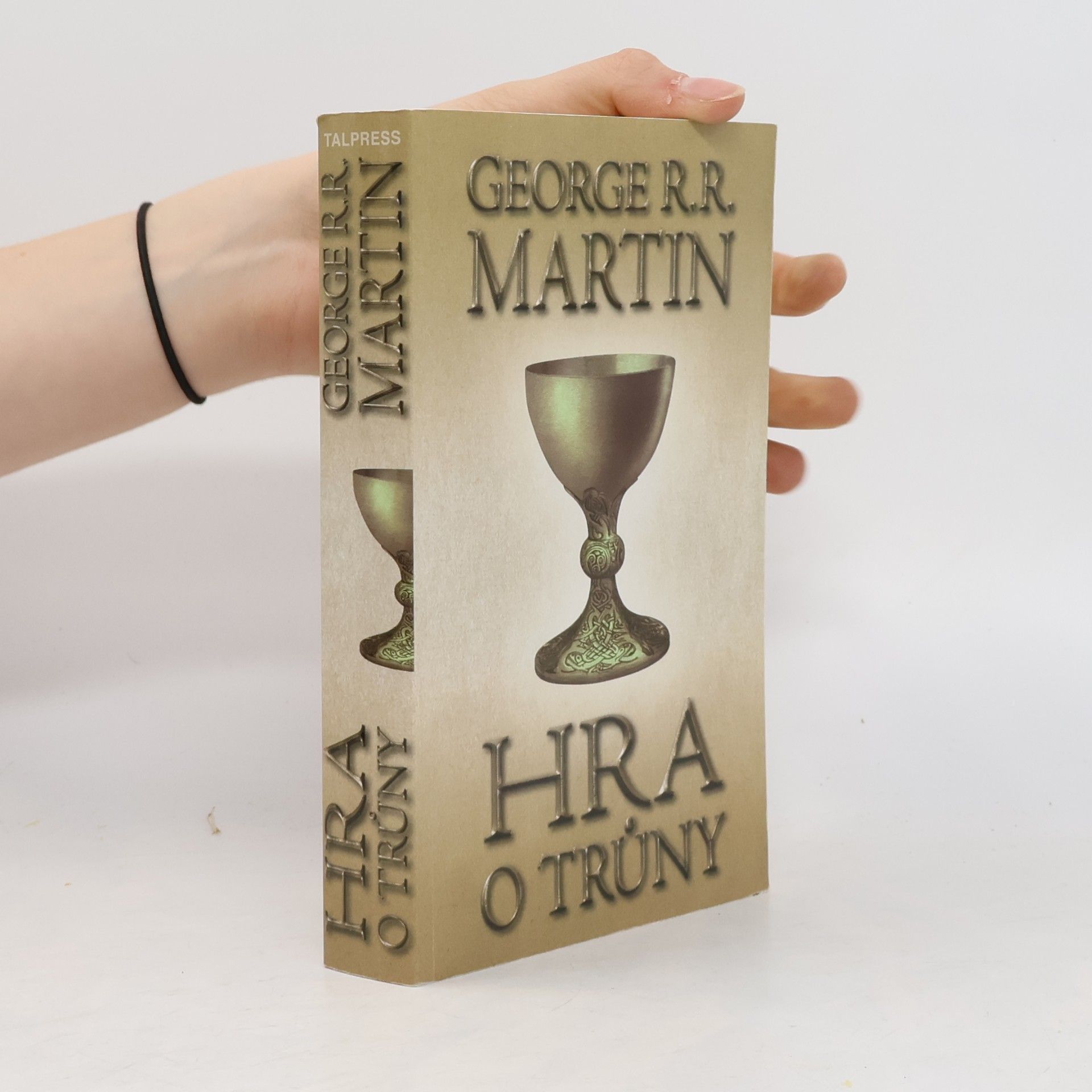 George R. R. Martin Hra o trůny. Část první