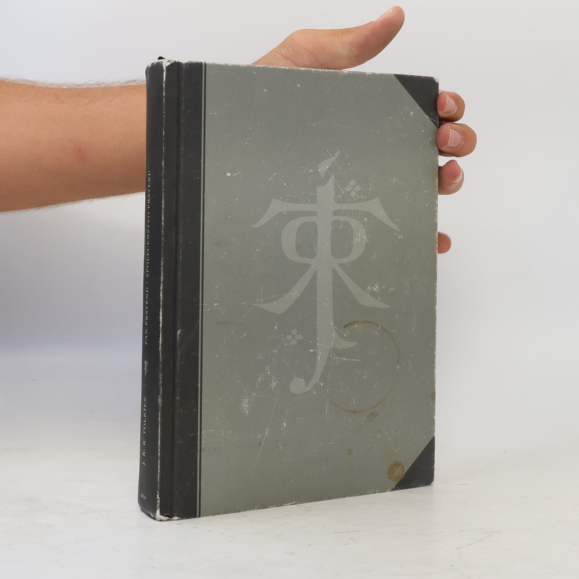 John Ronald Reuel Tolkien Pán prstenů. Společenstvo prstenu