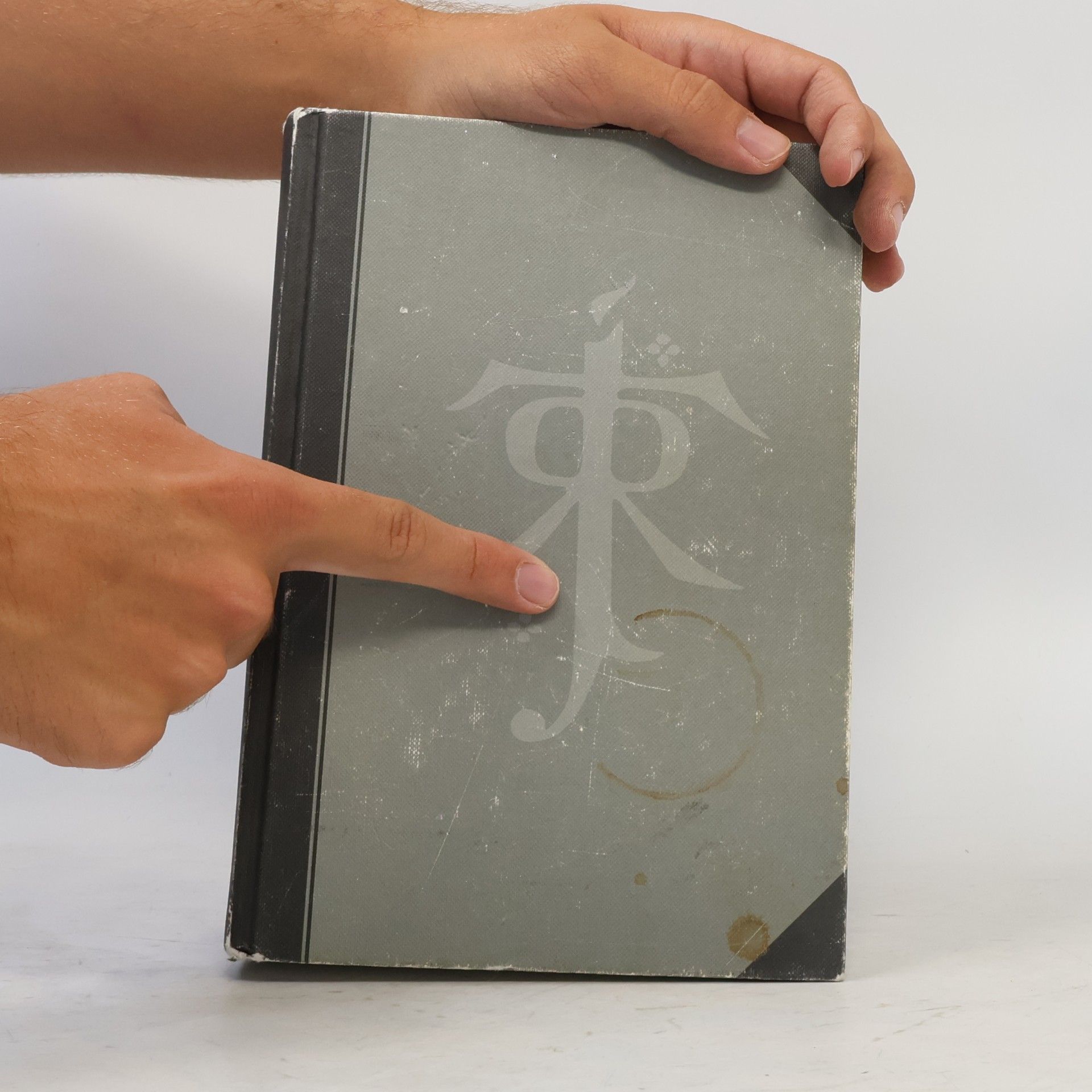 John Ronald Reuel Tolkien Pán prstenů. Společenstvo prstenu