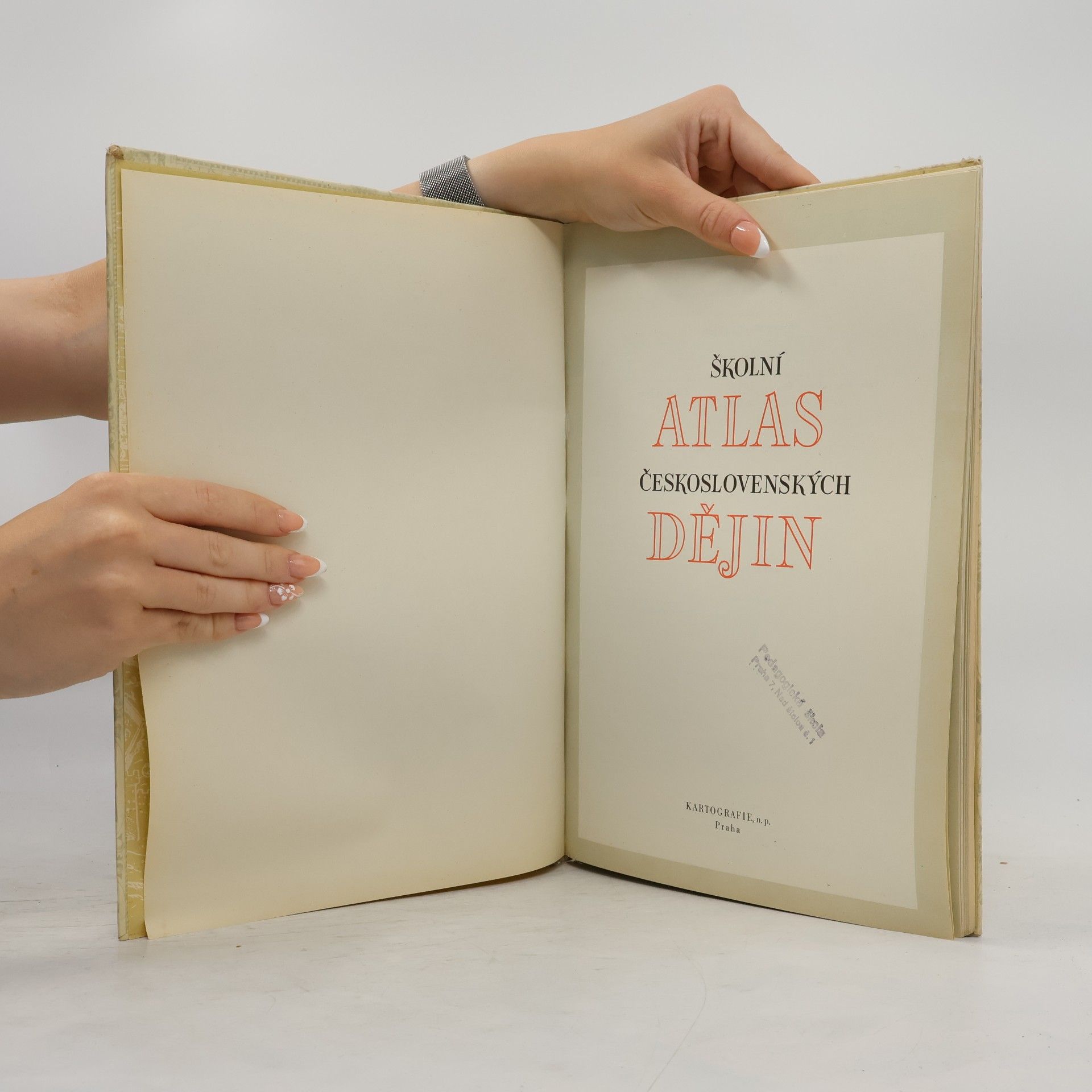 Petr Cafourek Školní atlas československých dějin
