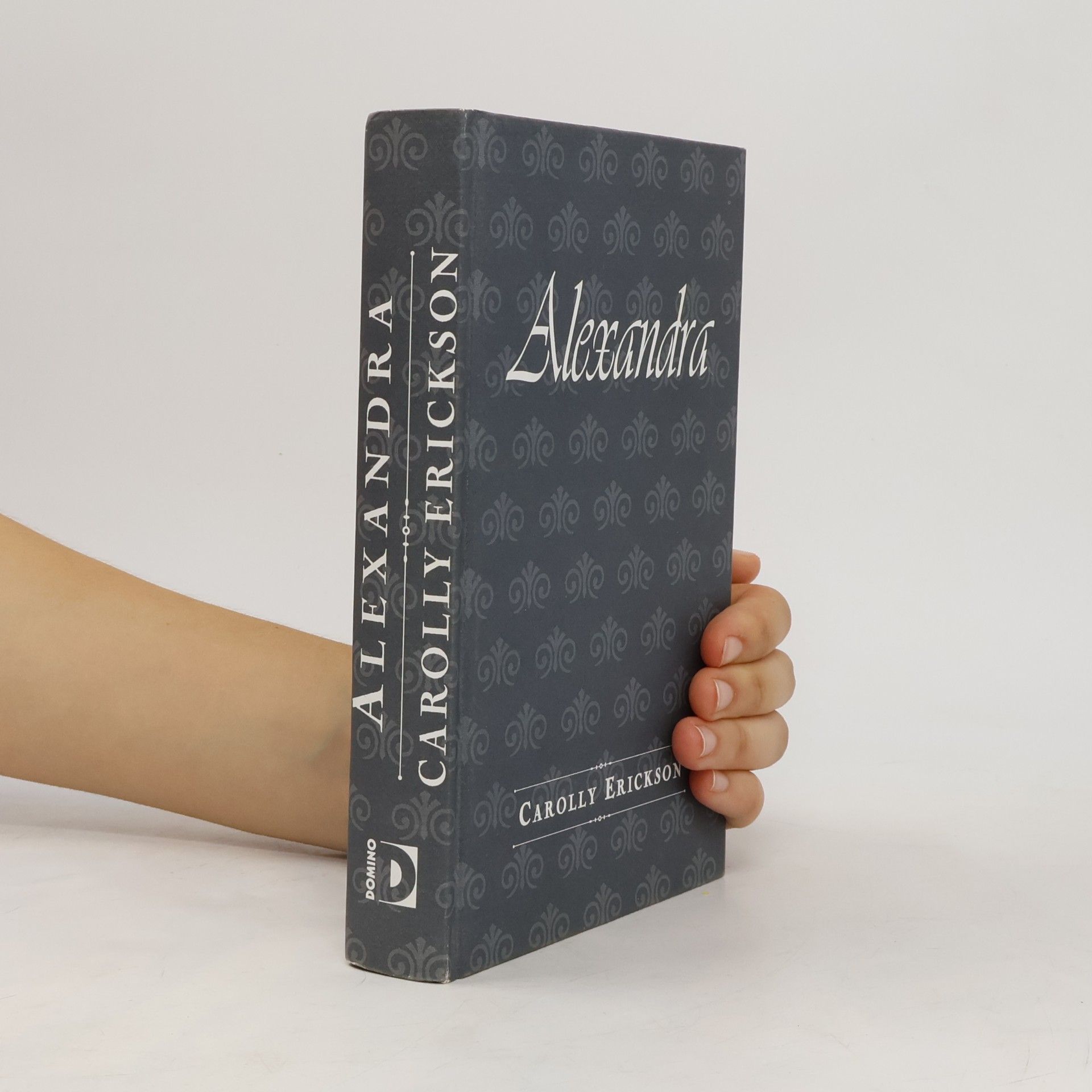 Carolly Erickson Alexandra