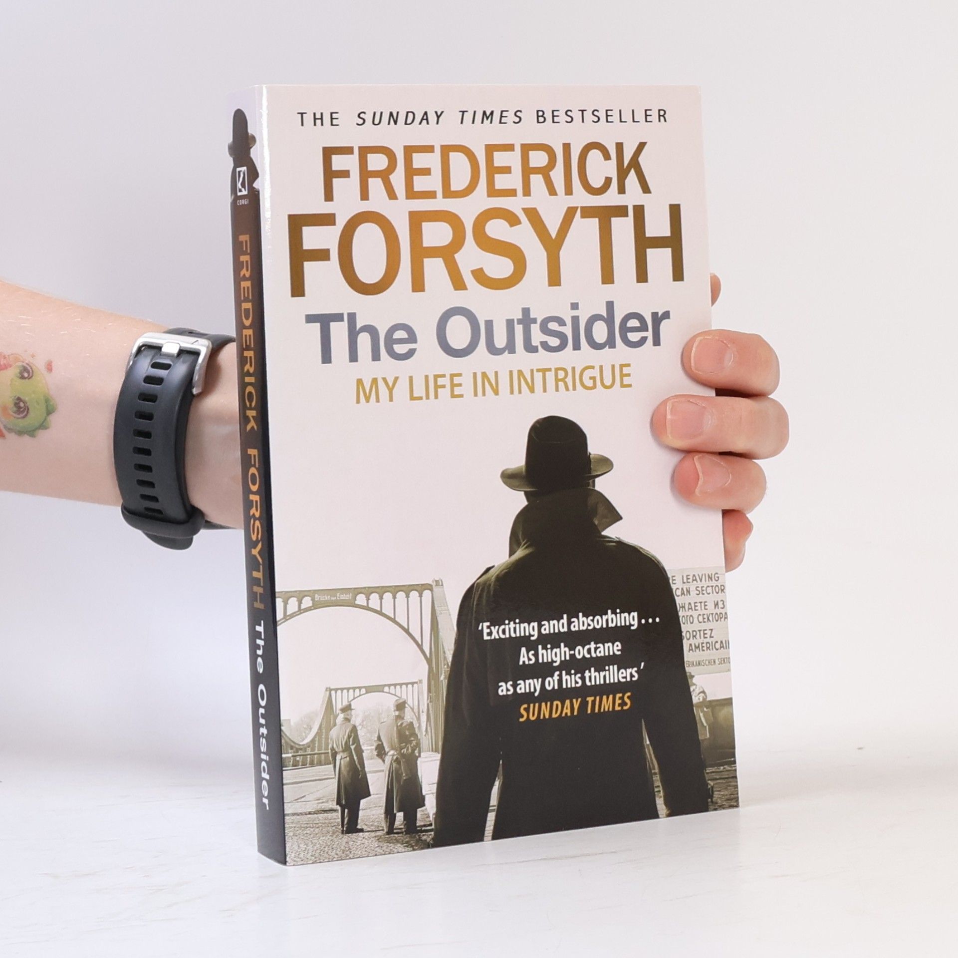 Frederick Forsyth The outsider